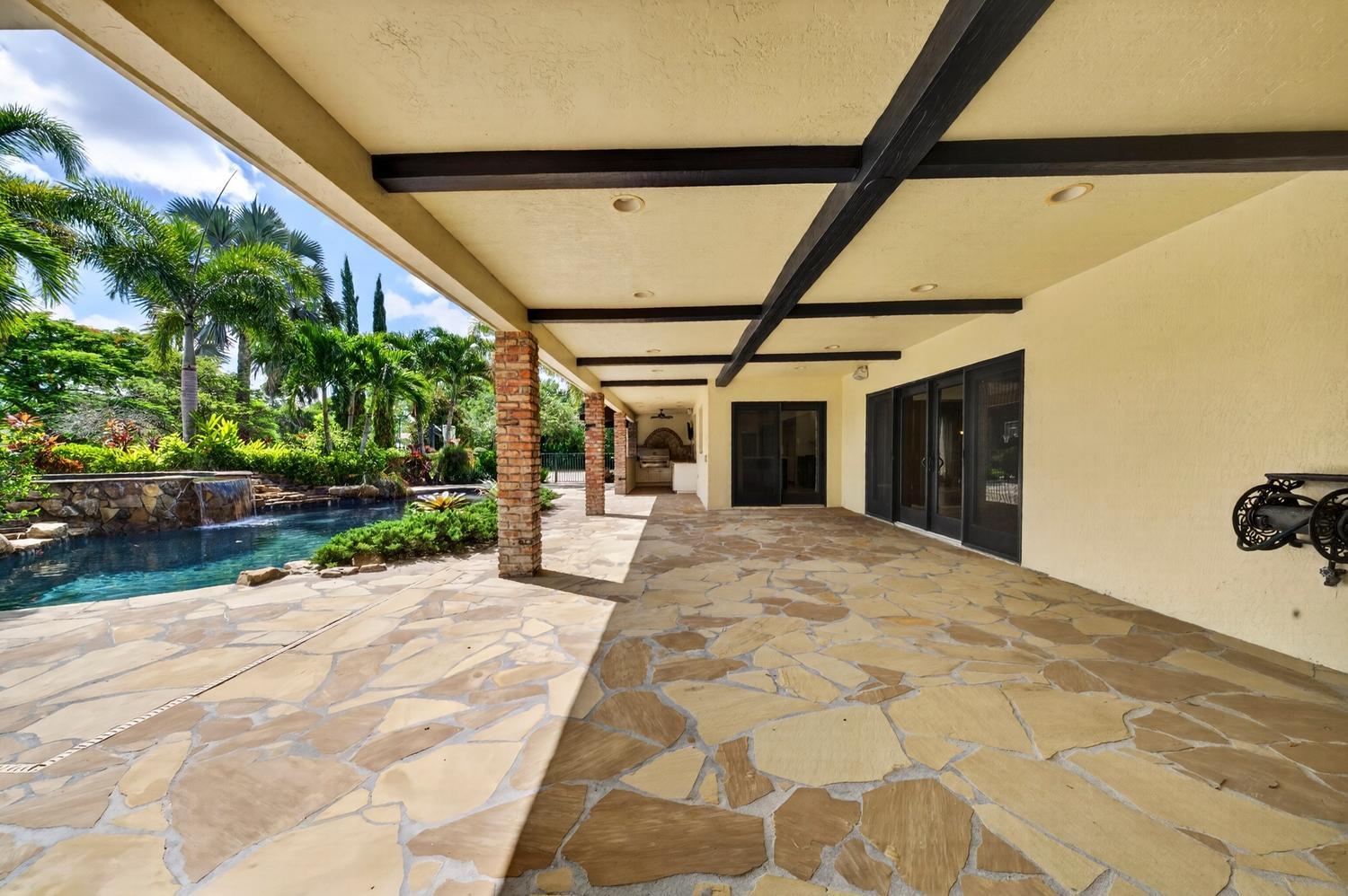 5591 W Leitner, Coral Springs FL 33067