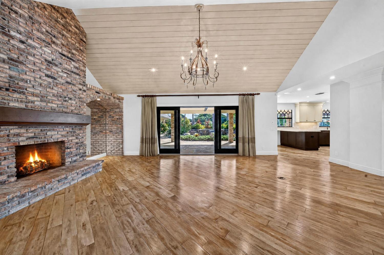 5591 W Leitner, Coral Springs FL 33067