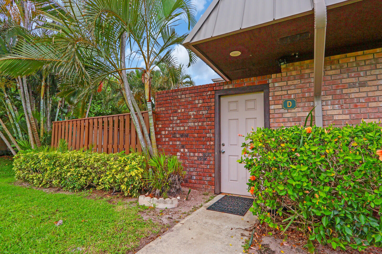 1420 OCEAN #7D, Jupiter FL 33477