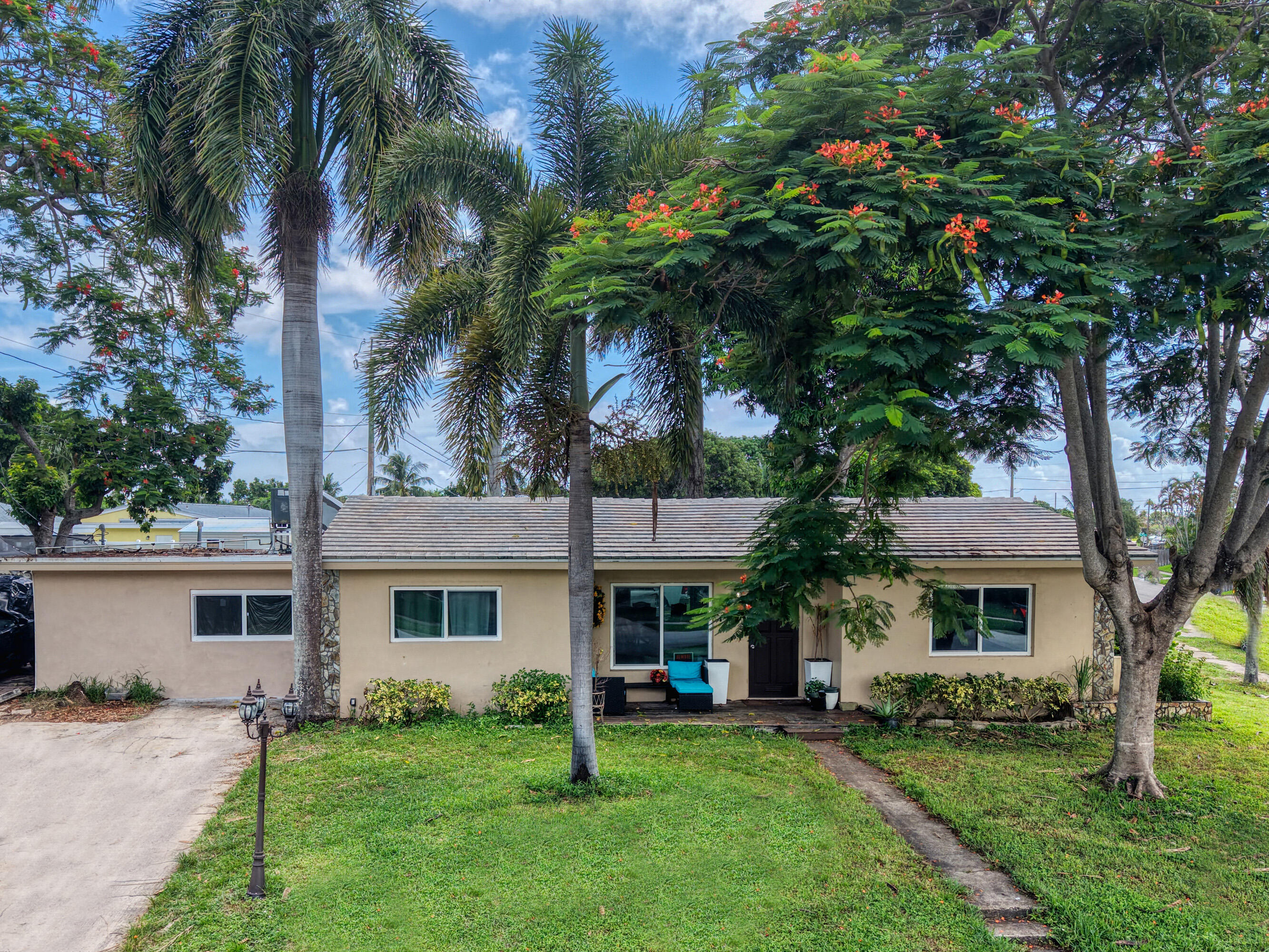 1510 CREST, Lake Worth FL 33461