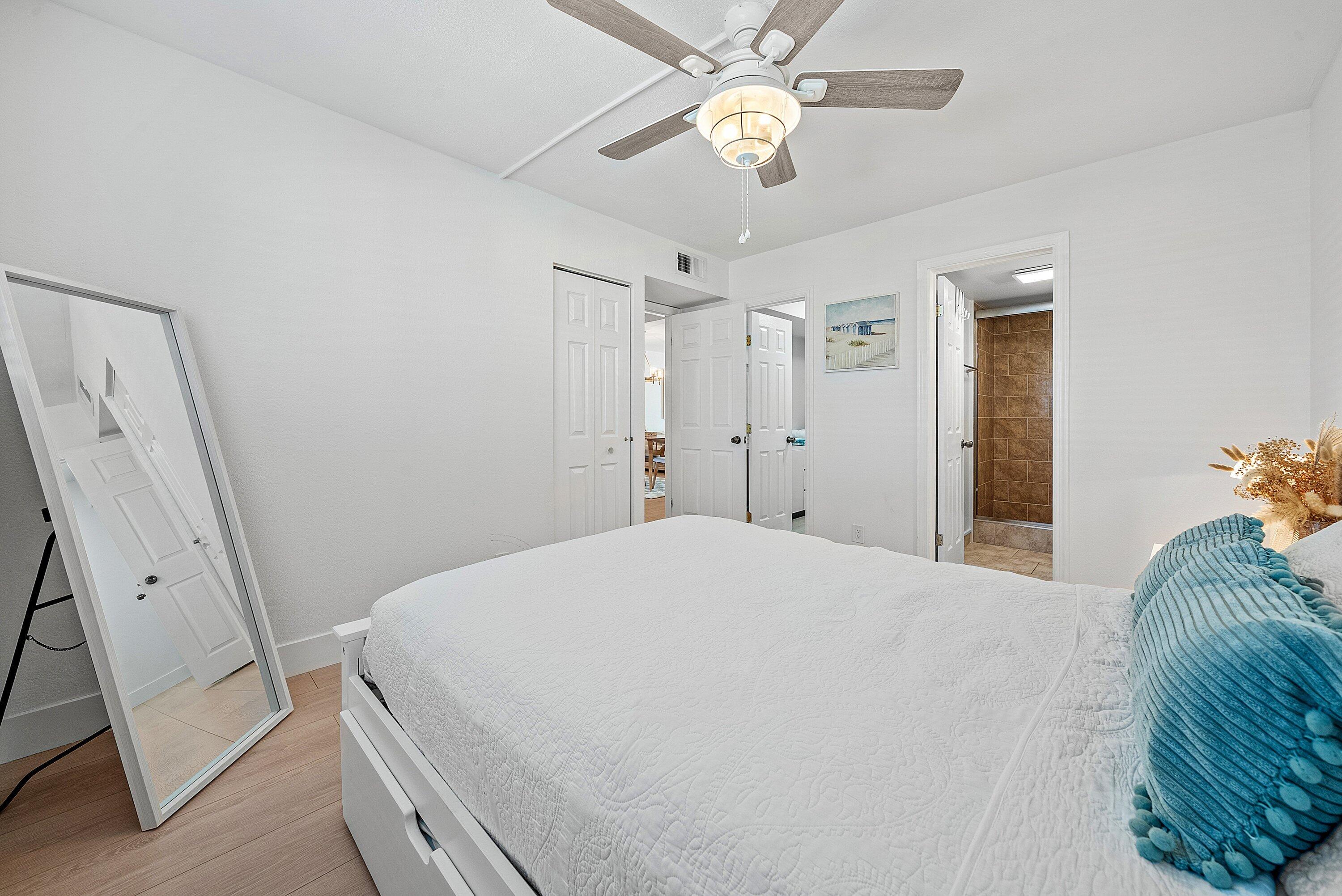 621 E Woolbright #B407, Boynton Beach FL 33435