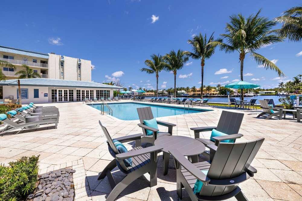 621 E Woolbright #B407, Boynton Beach FL 33435