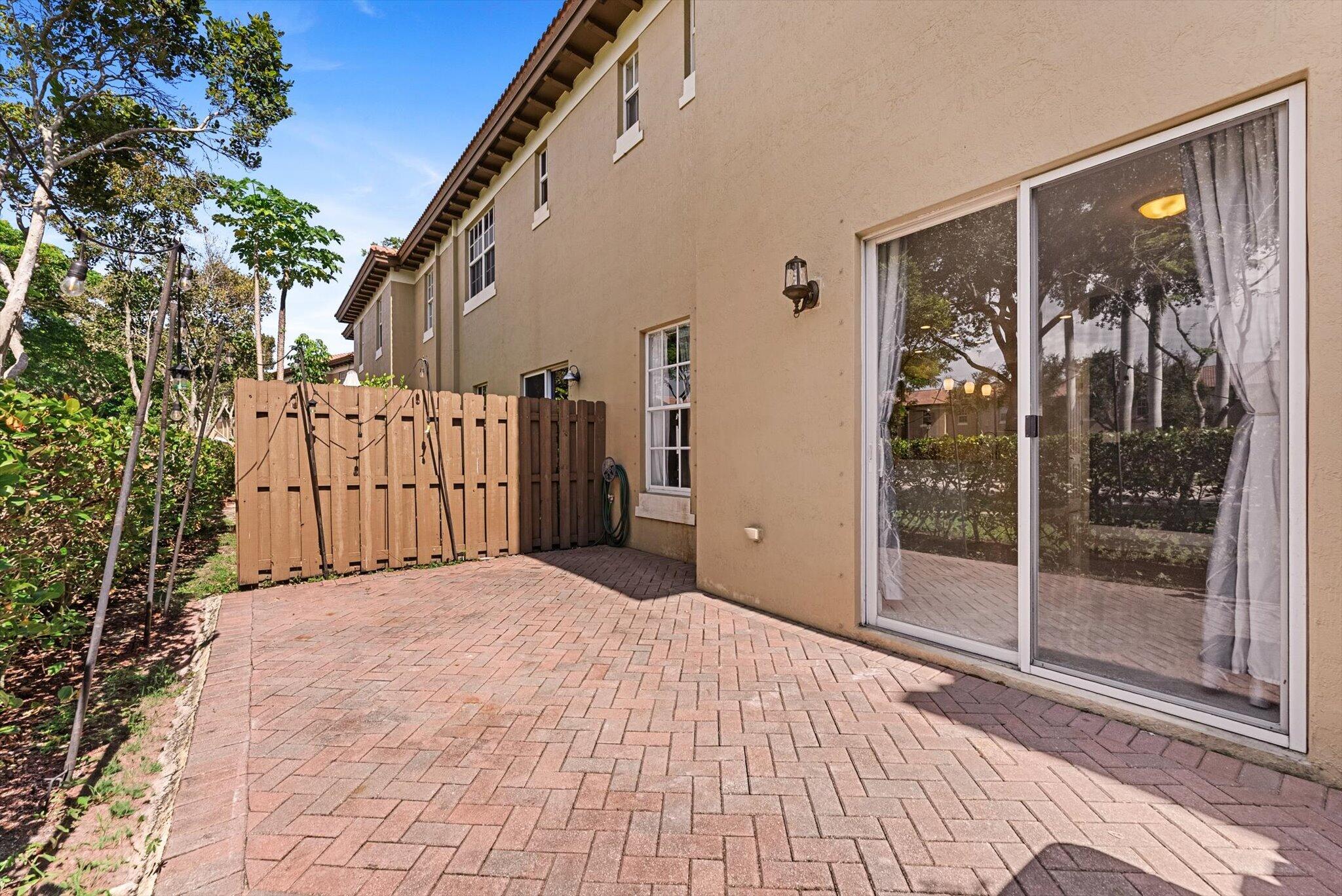 6884 JULIA GARDENS, Coconut Creek FL 33073