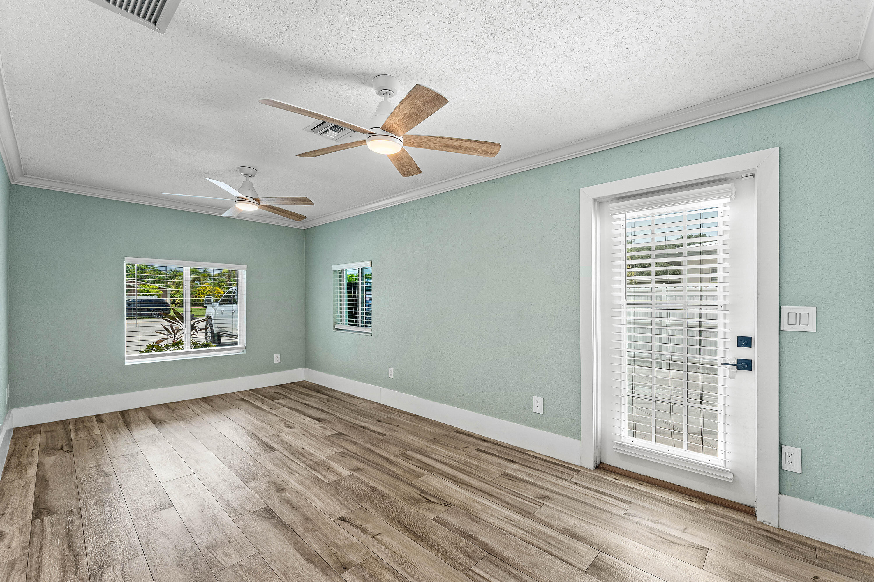 819 6TH, Lake Park FL 33403