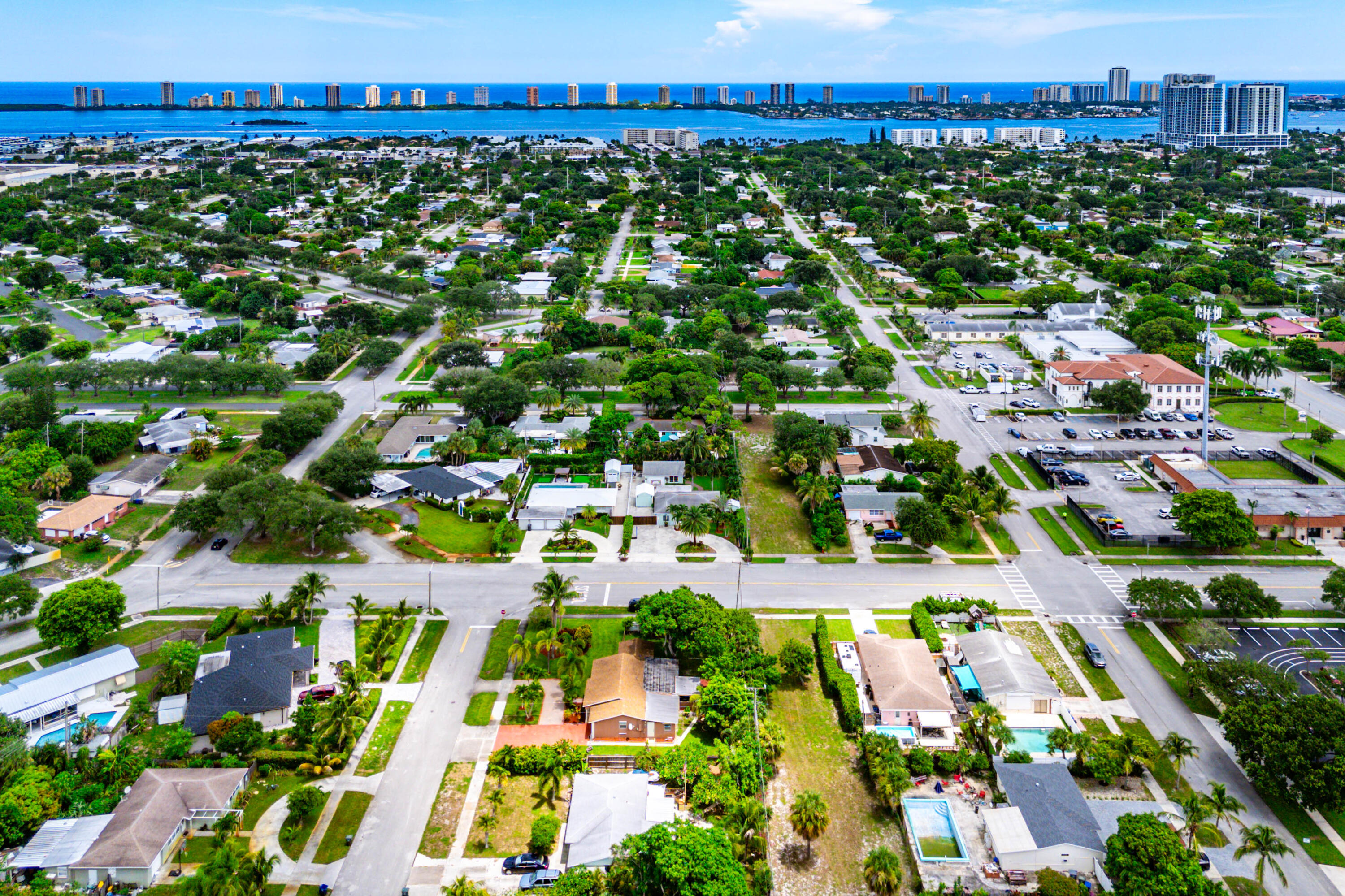 819 6TH, Lake Park FL 33403
