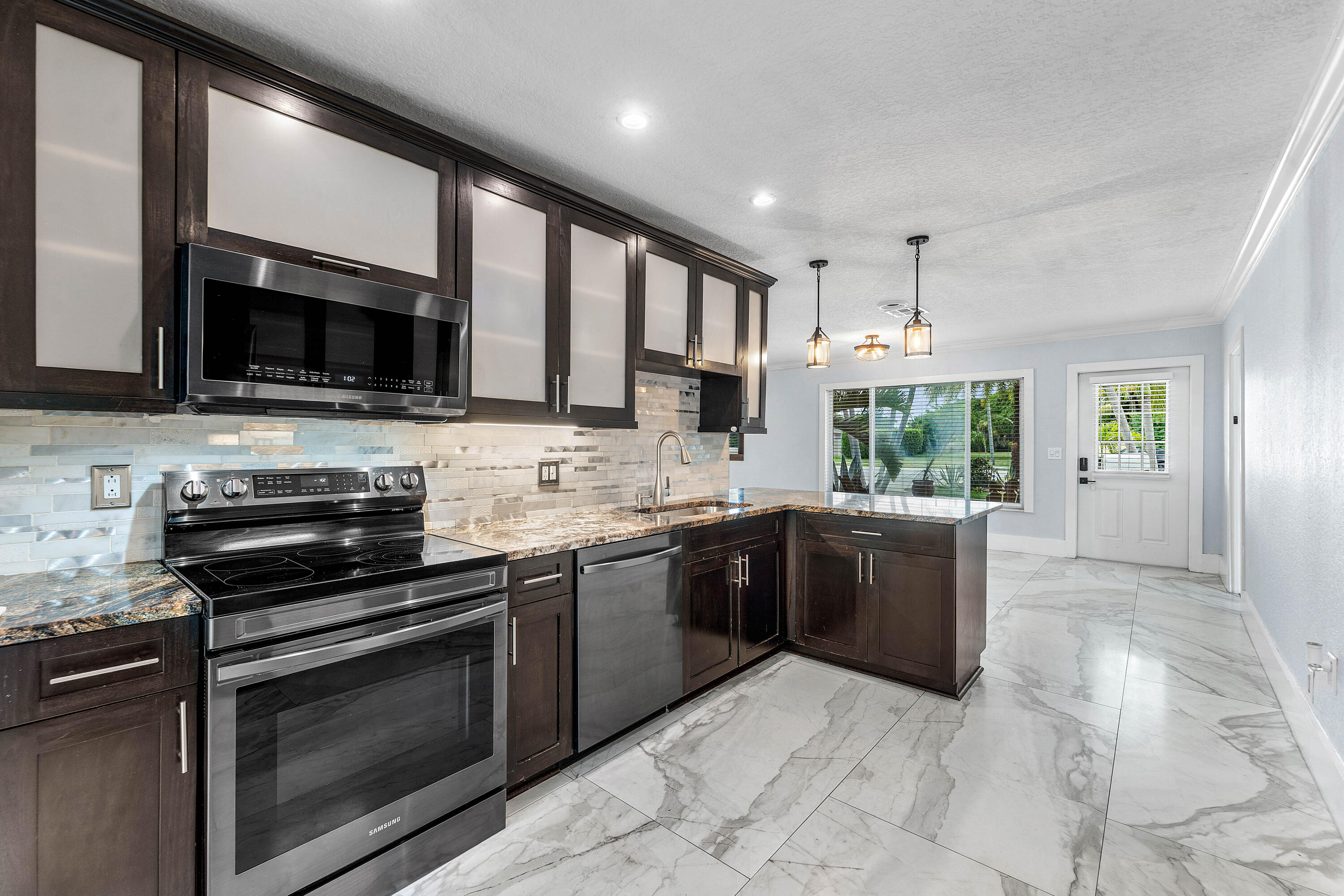 819 6TH, Lake Park FL 33403