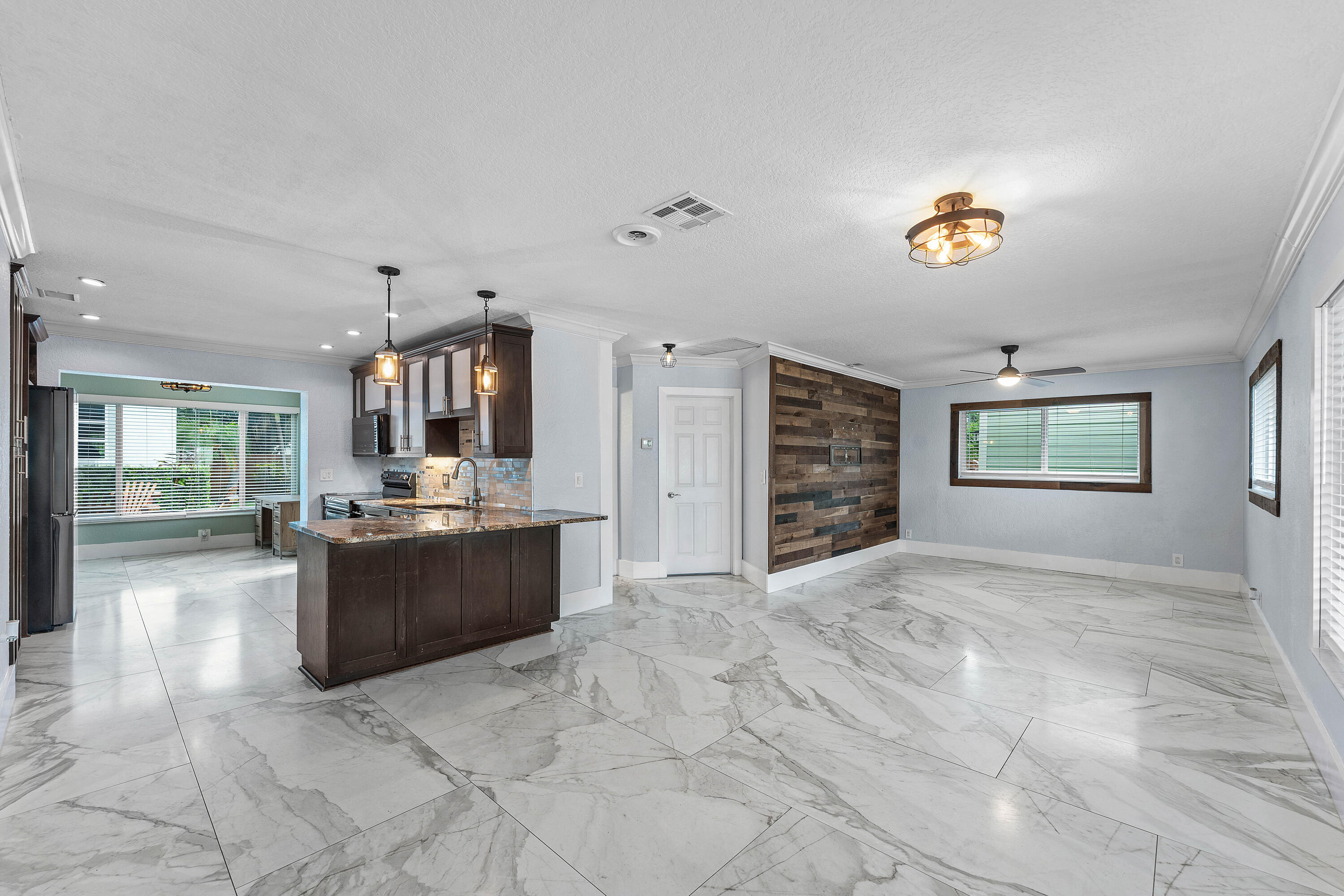 819 6TH, Lake Park FL 33403