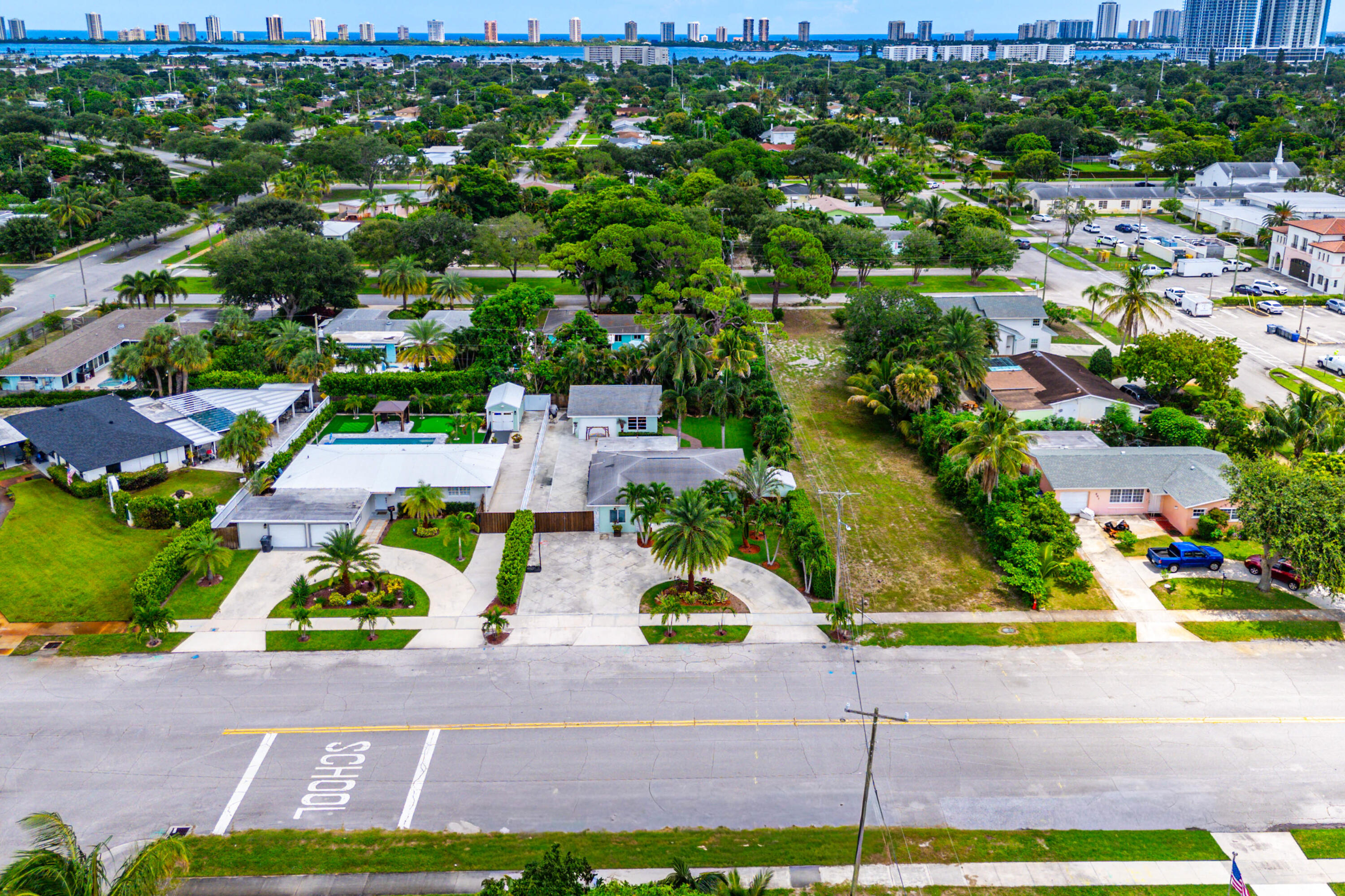 819 6TH, Lake Park FL 33403