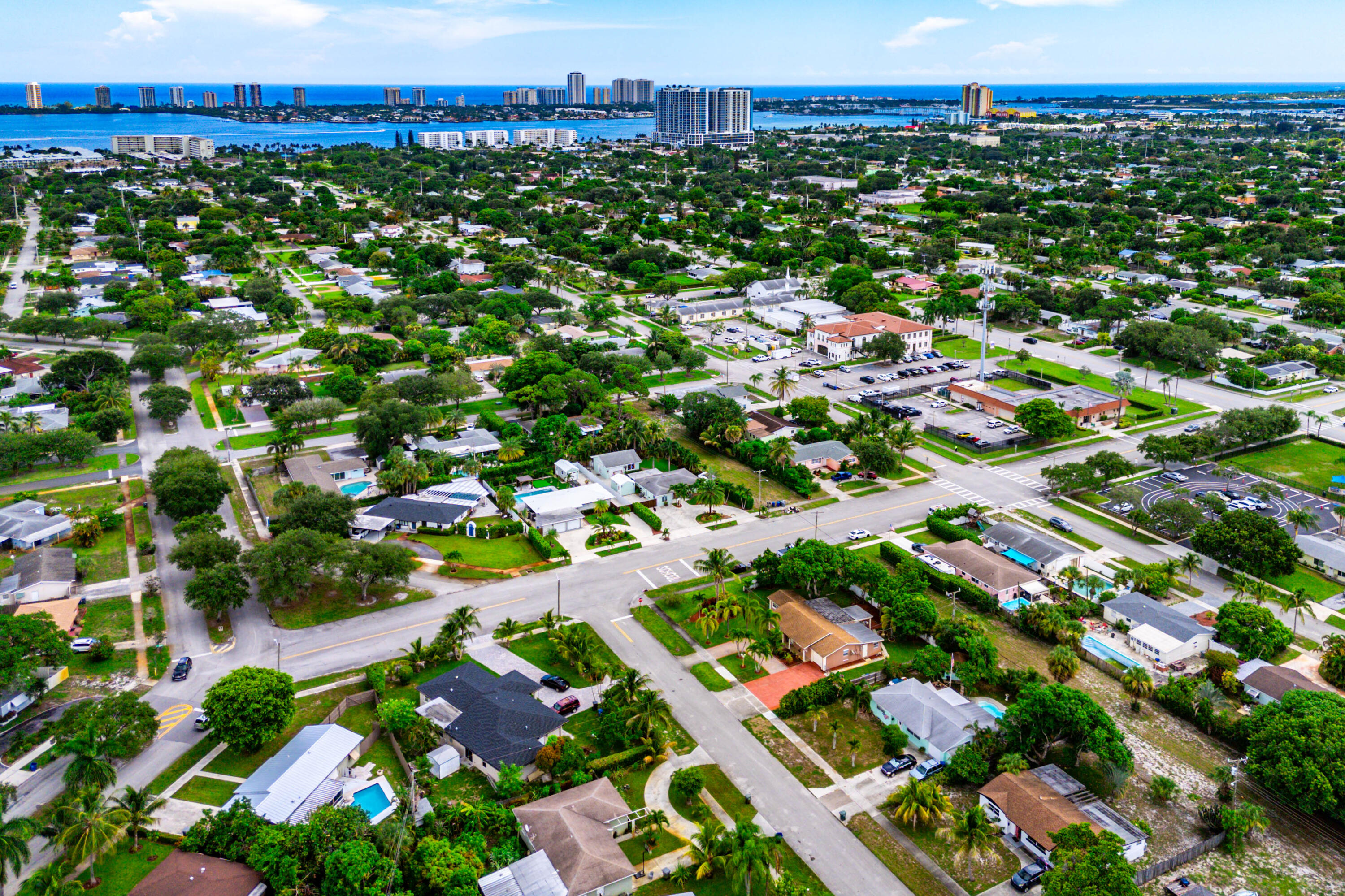 819 6TH, Lake Park FL 33403