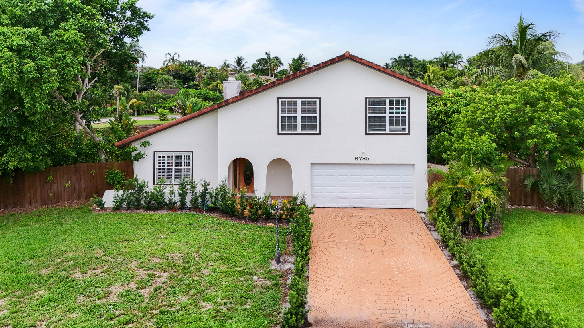6785 ESCONDIDA, Lake Clarke Shores FL 33406