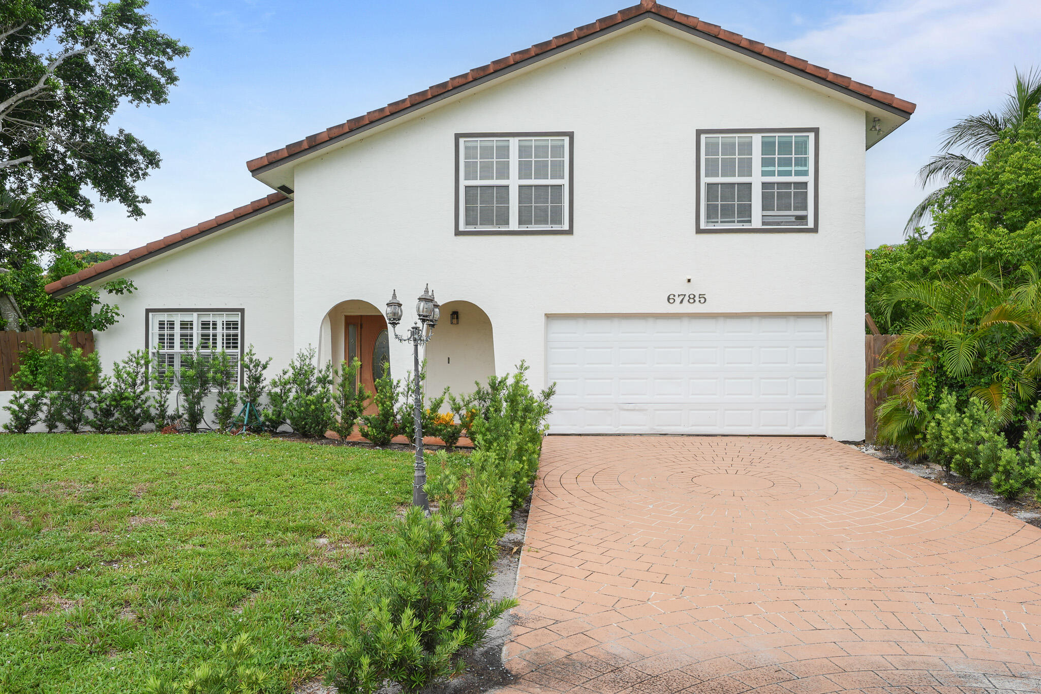 6785 ESCONDIDA, Lake Clarke Shores FL 33406