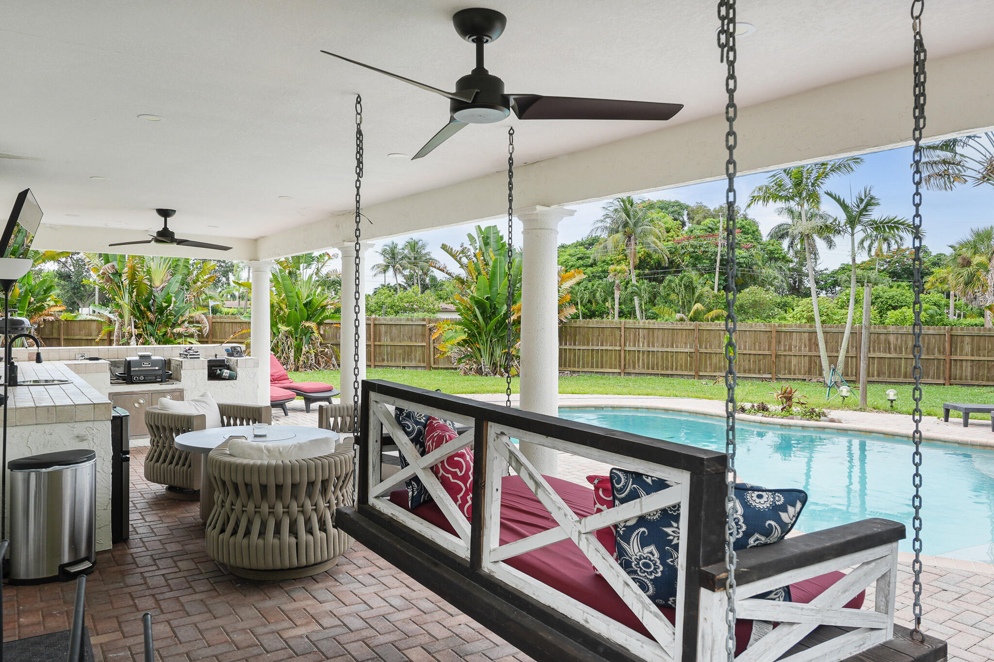 6785 ESCONDIDA, Lake Clarke Shores FL 33406