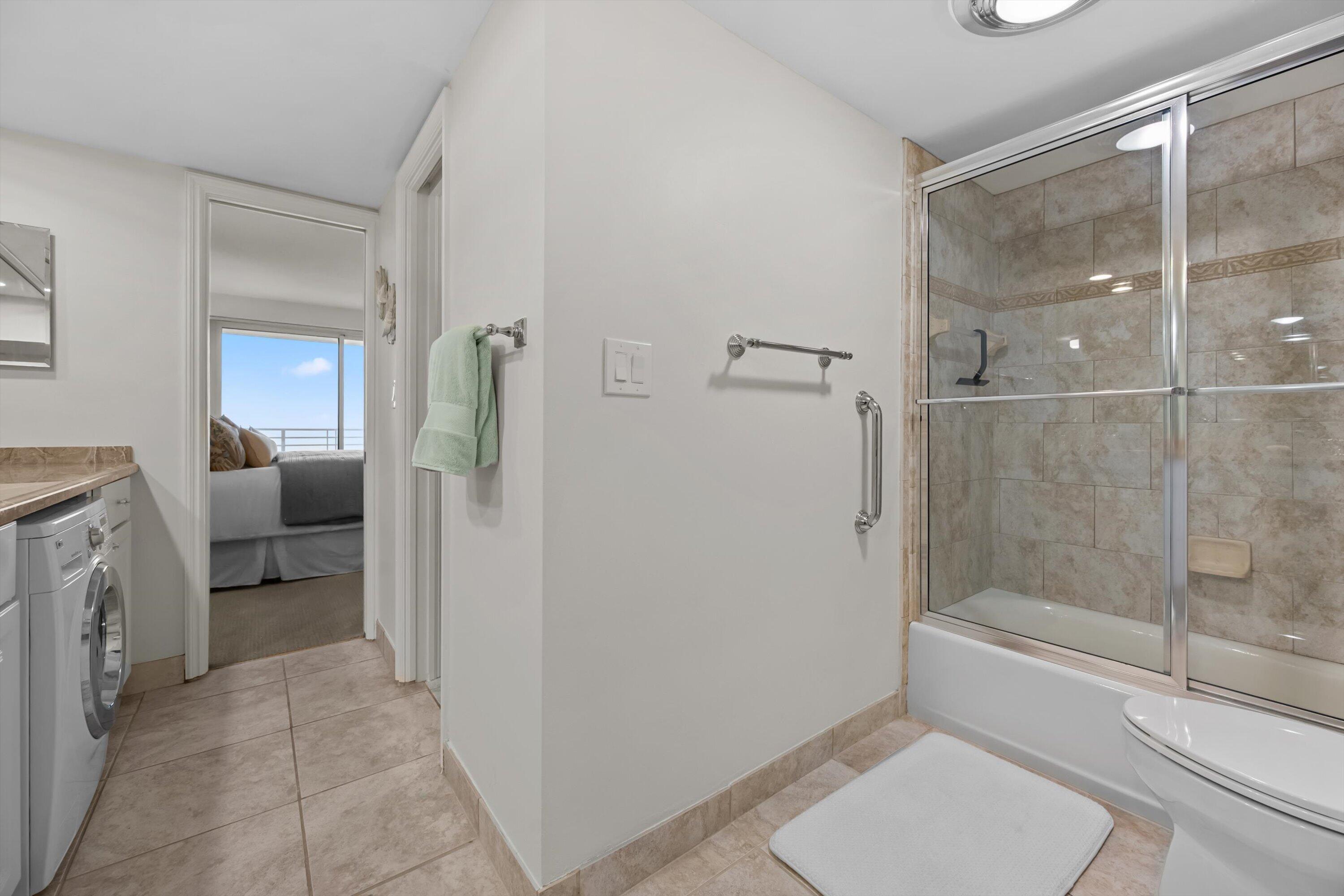 350 S Beach #204, Jupiter FL 33469