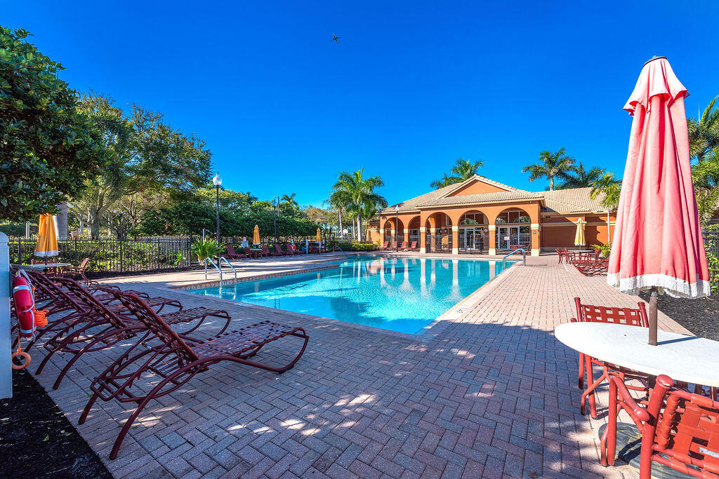 116 BELLA VISTA, Royal Palm Beach FL 33411