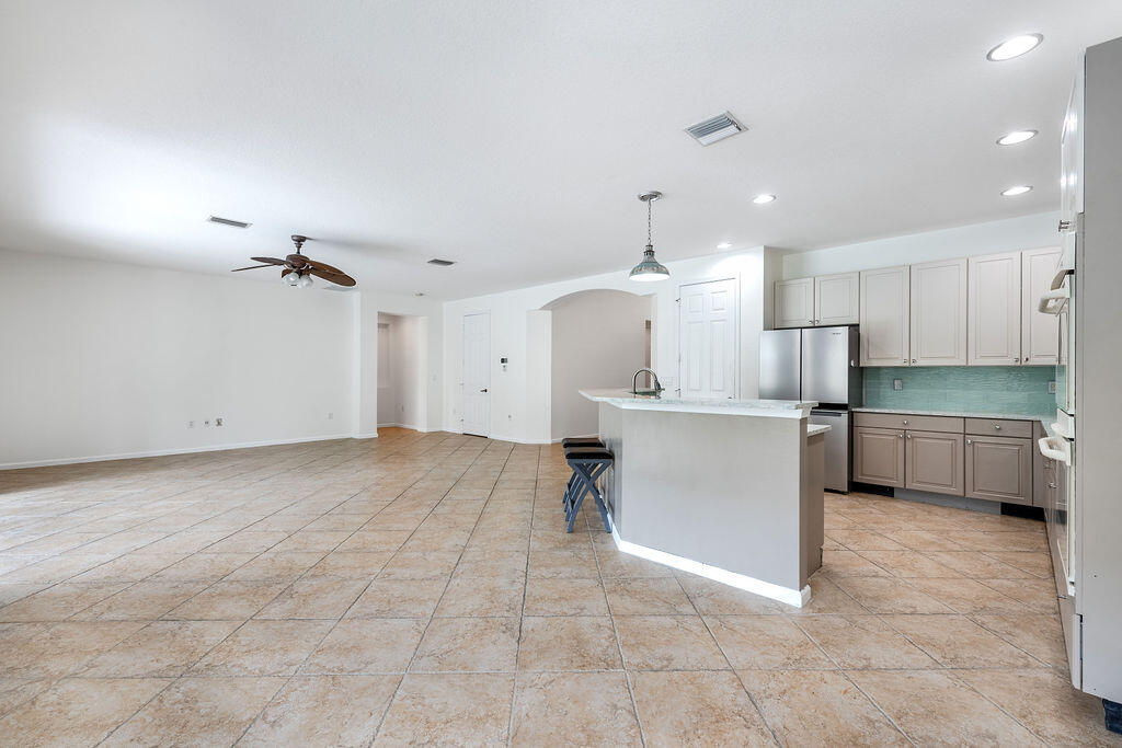 116 BELLA VISTA, Royal Palm Beach FL 33411