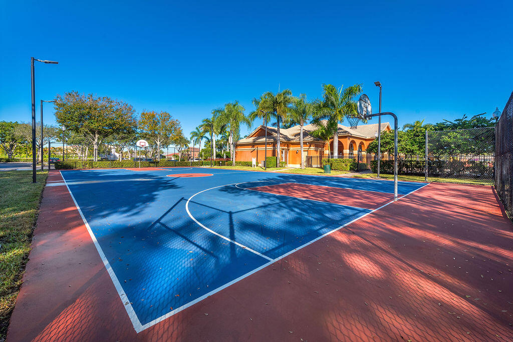 116 BELLA VISTA, Royal Palm Beach FL 33411