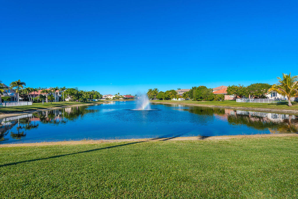 116 BELLA VISTA, Royal Palm Beach FL 33411