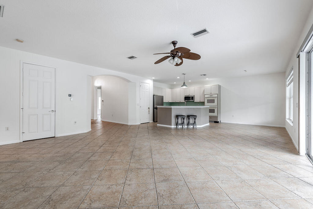 116 BELLA VISTA, Royal Palm Beach FL 33411