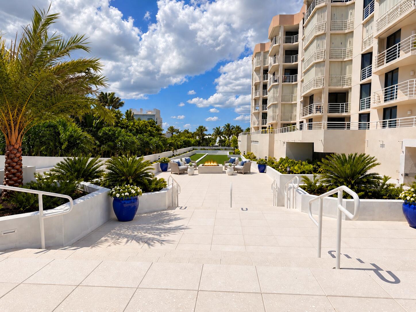 176 Helios #108, Jupiter FL 33477