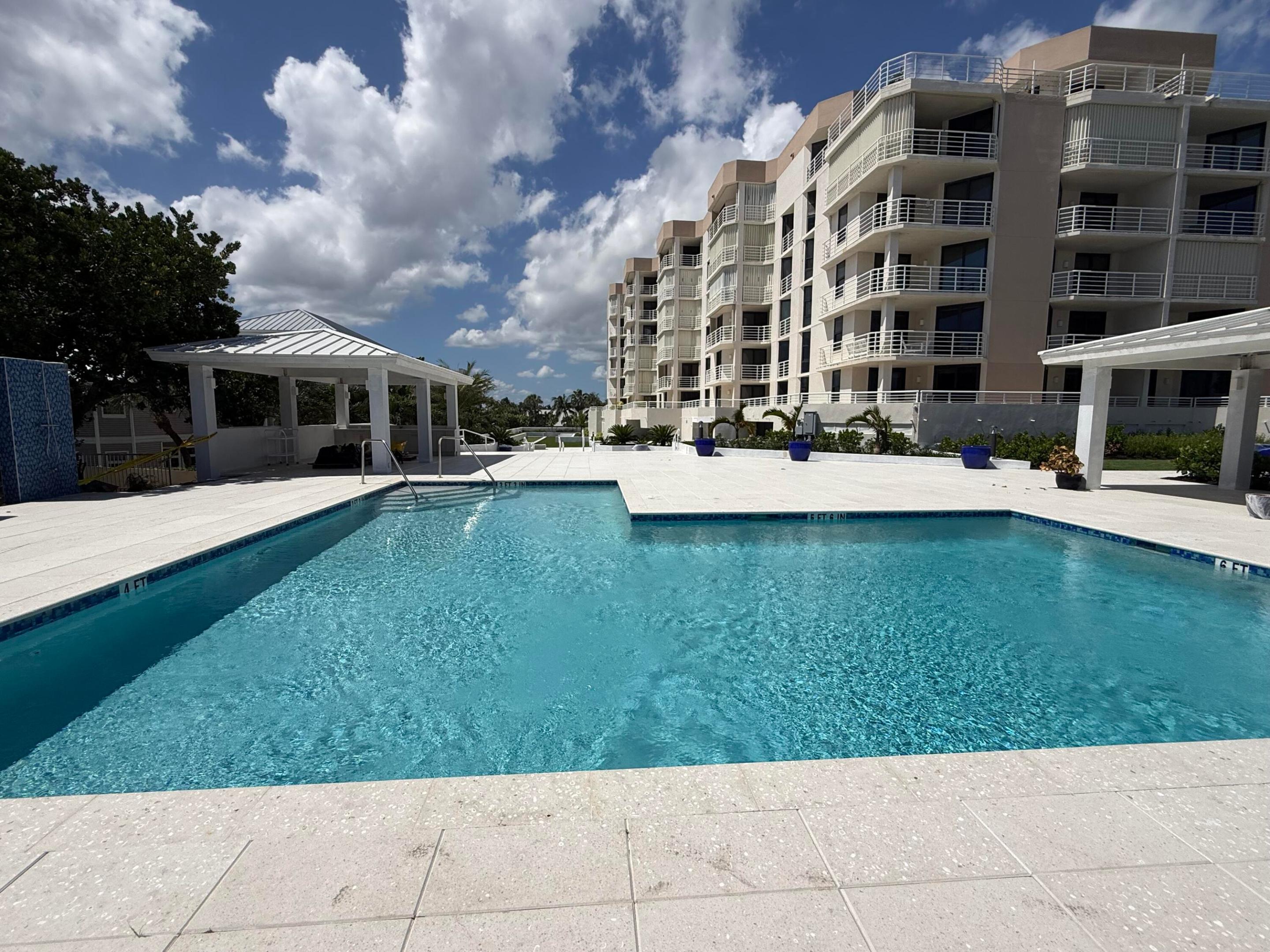 176 Helios #108, Jupiter FL 33477