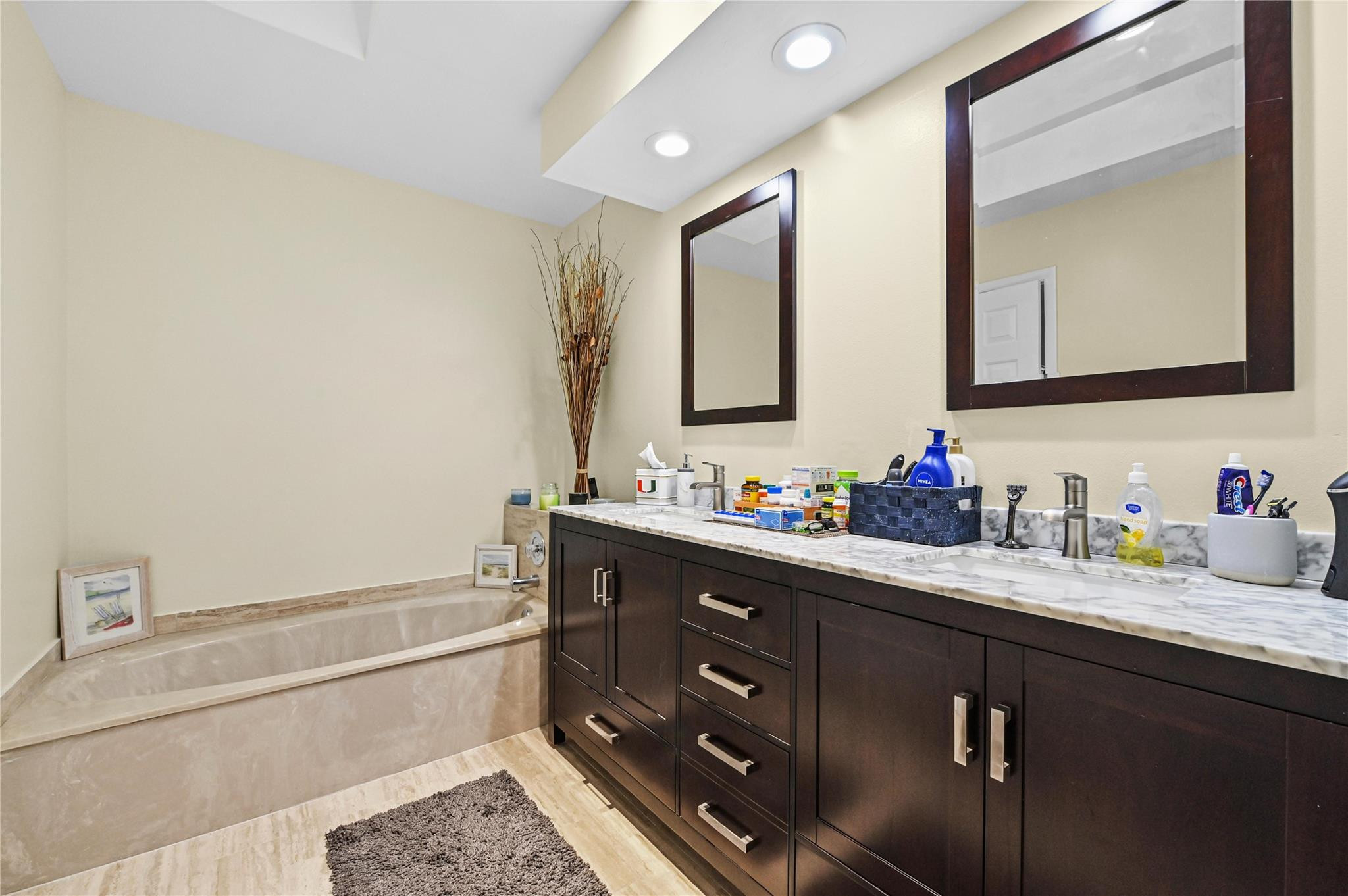 7520 La Paz #306, Boca Raton FL 33433