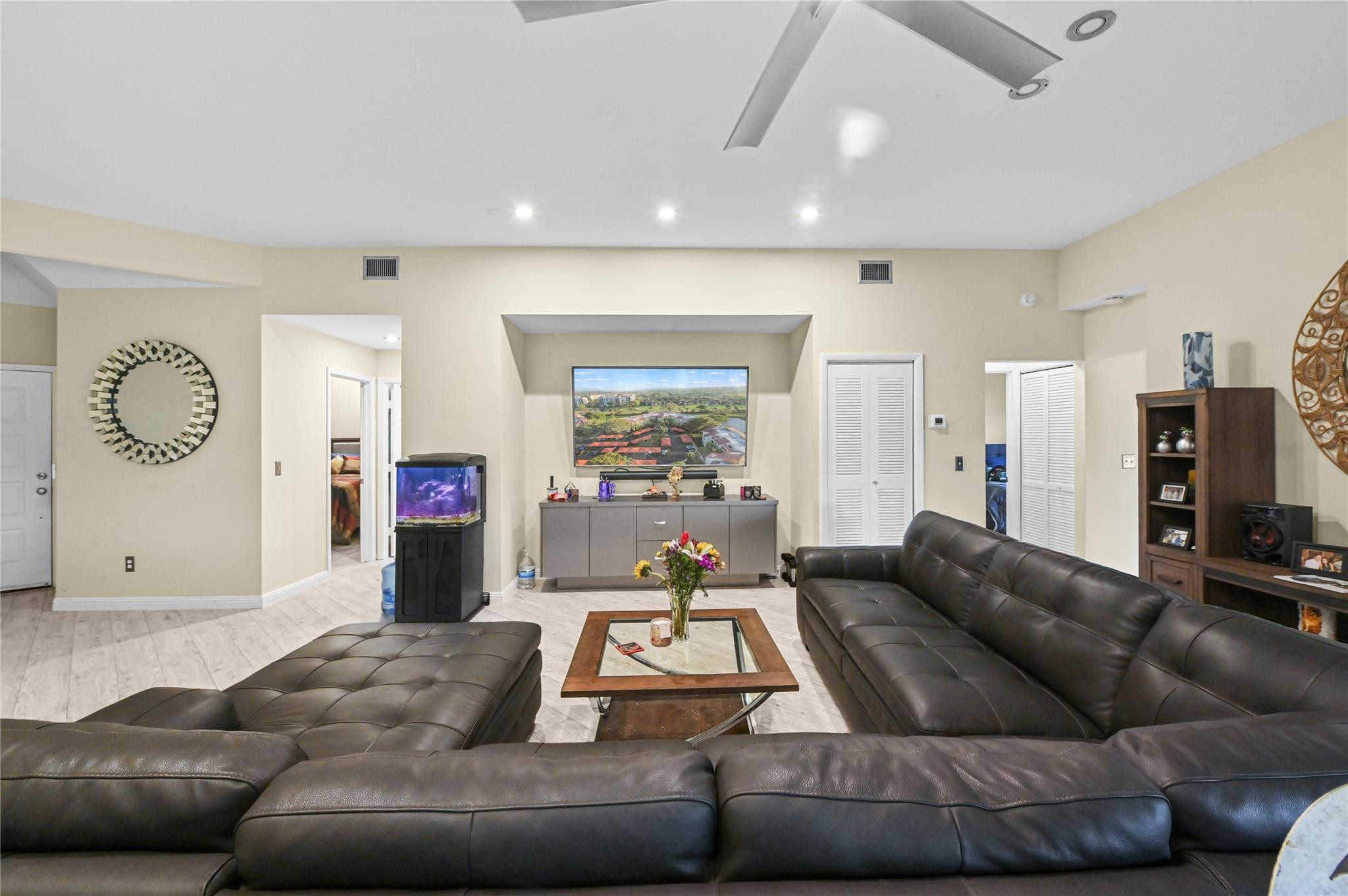 7520 La Paz #306, Boca Raton FL 33433