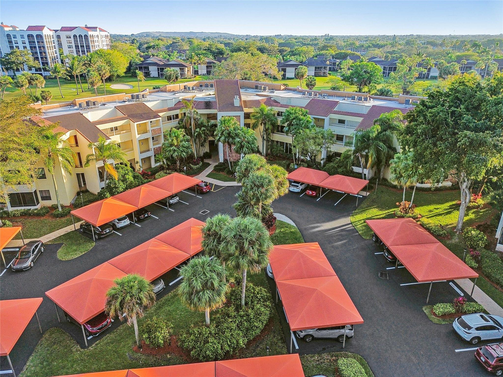 7520 La Paz #306, Boca Raton FL 33433