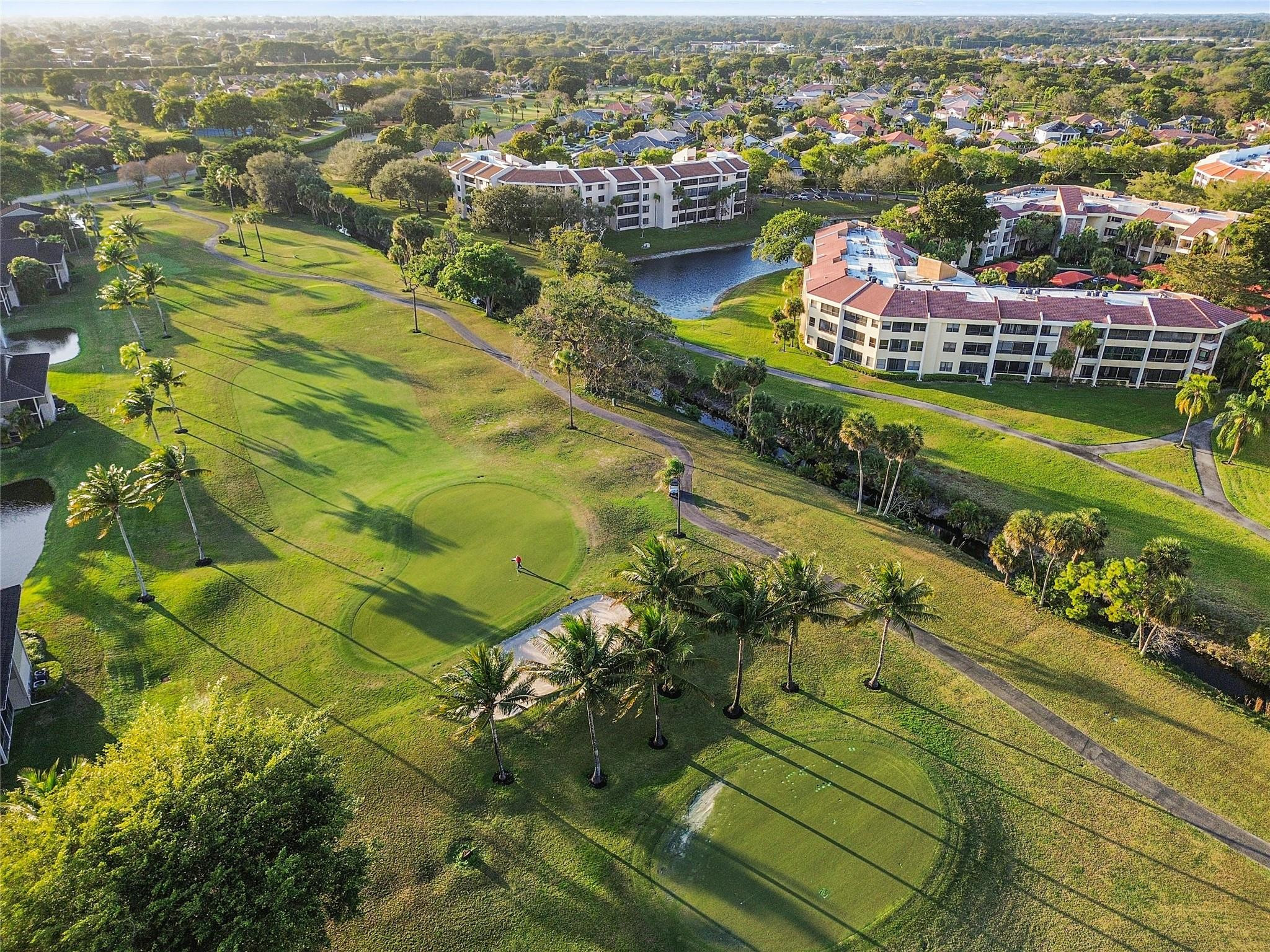 7520 La Paz #306, Boca Raton FL 33433
