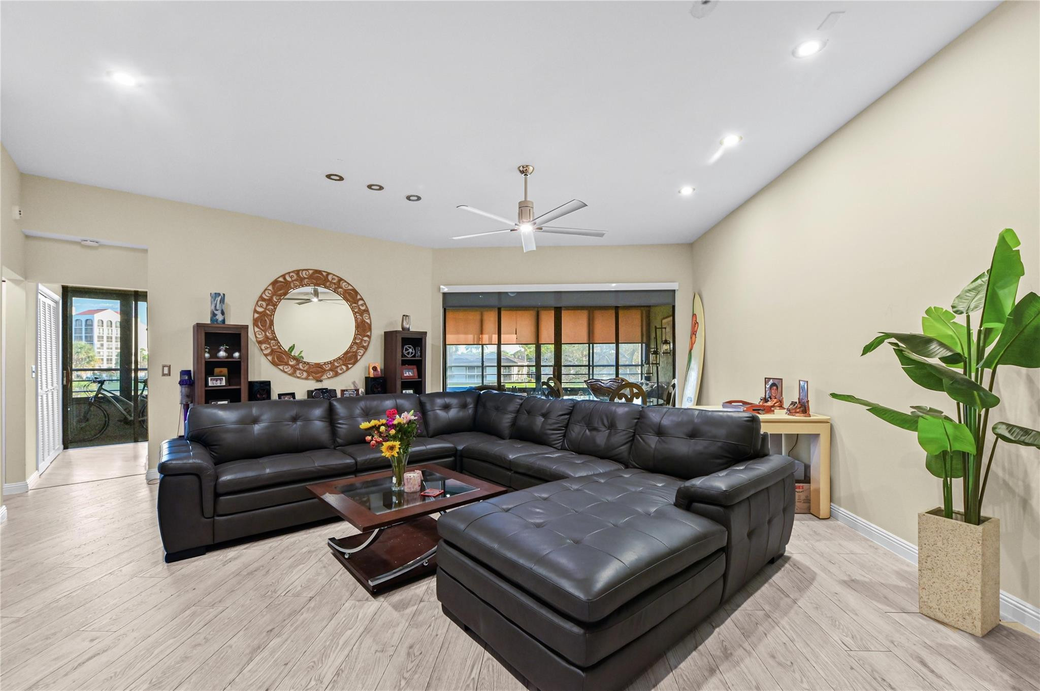 7520 La Paz #306, Boca Raton FL 33433
