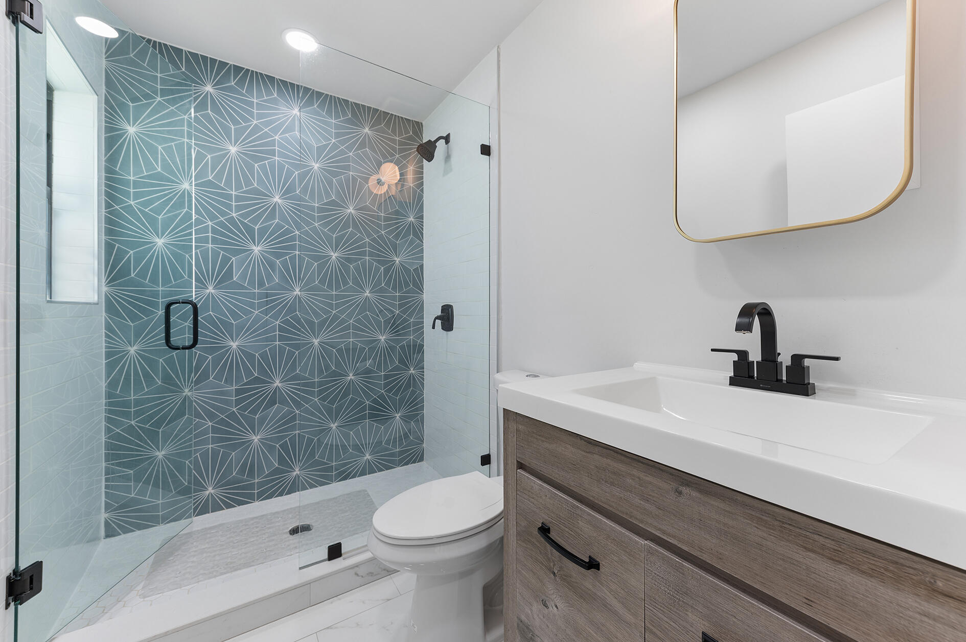 405 CHAPEL HILL, Boynton Beach FL 33435