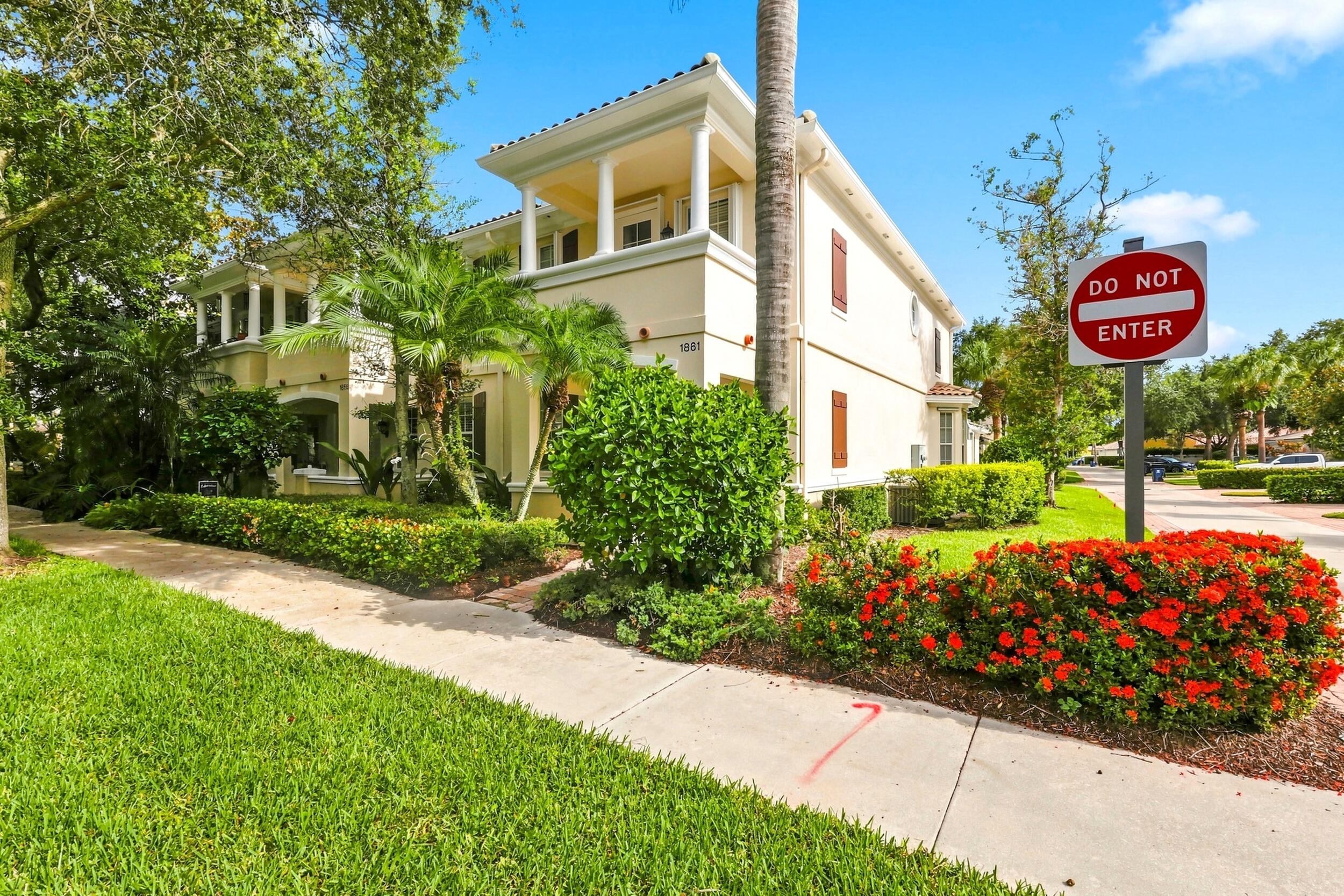 1861 Frederick Small, Jupiter FL 33458