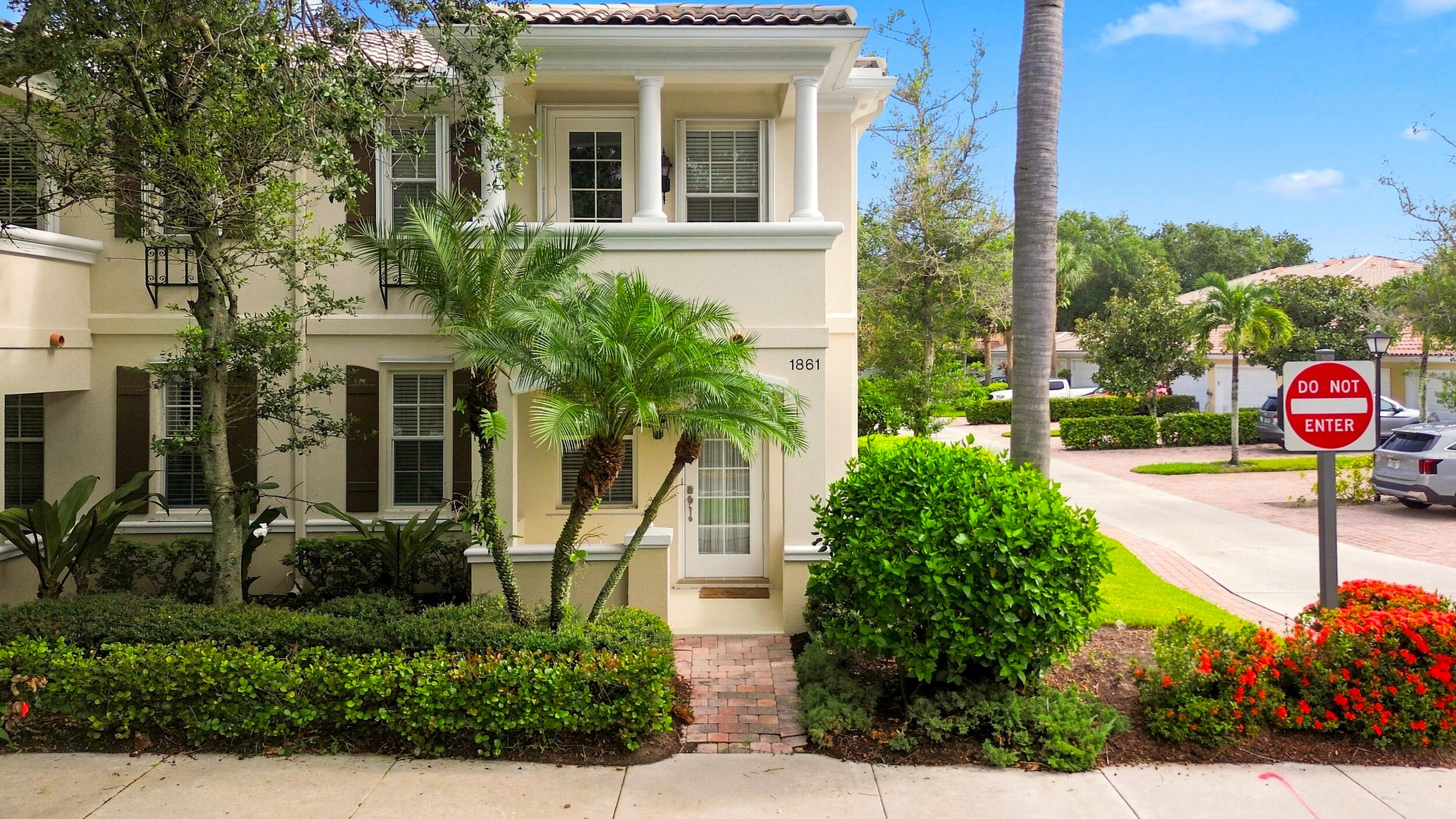 1861 Frederick Small, Jupiter FL 33458