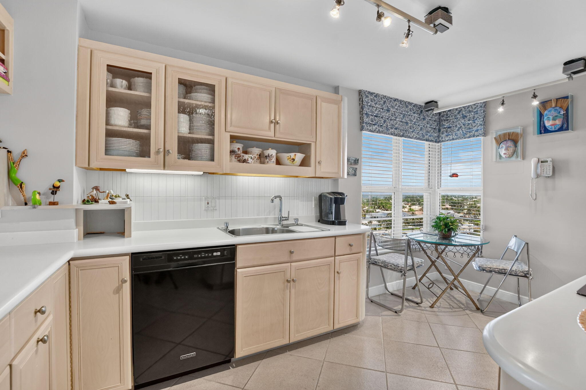 1021 HILLSBORO MILE #705, Hillsboro Beach FL 33062