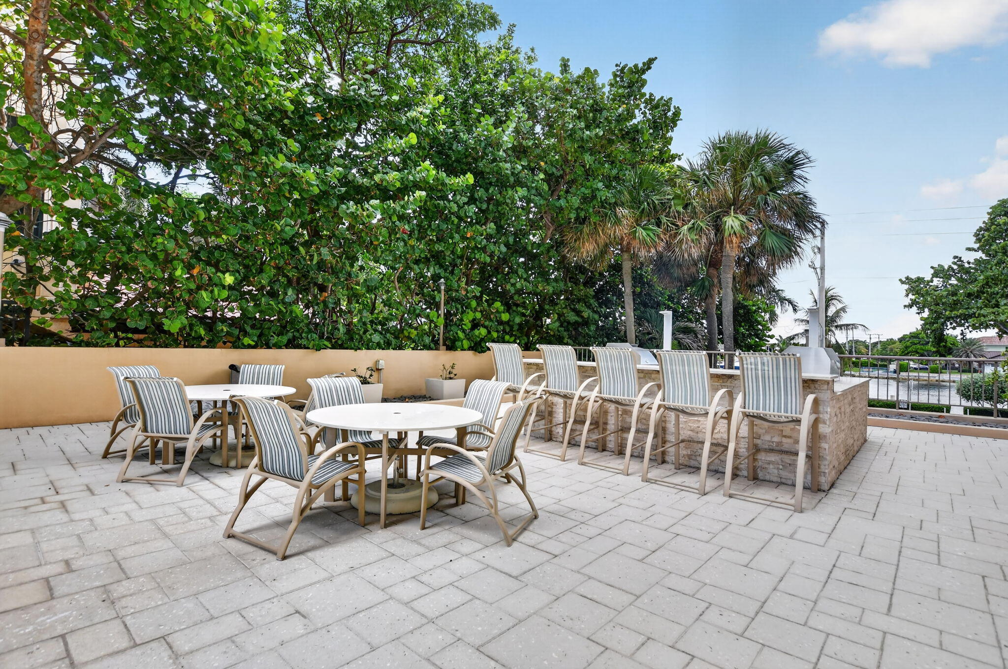 1021 HILLSBORO MILE #705, Hillsboro Beach FL 33062