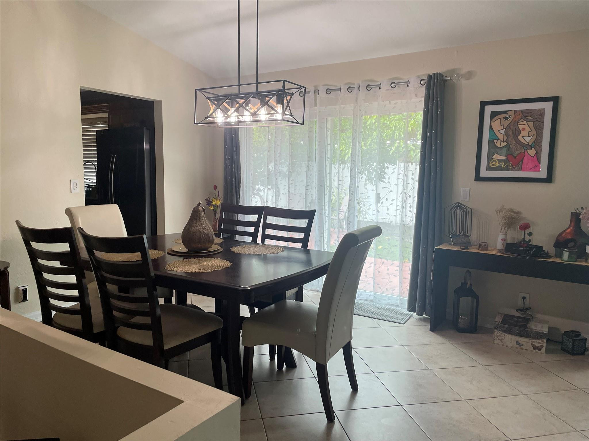 8311 NW 53RD, Lauderhill FL 33351