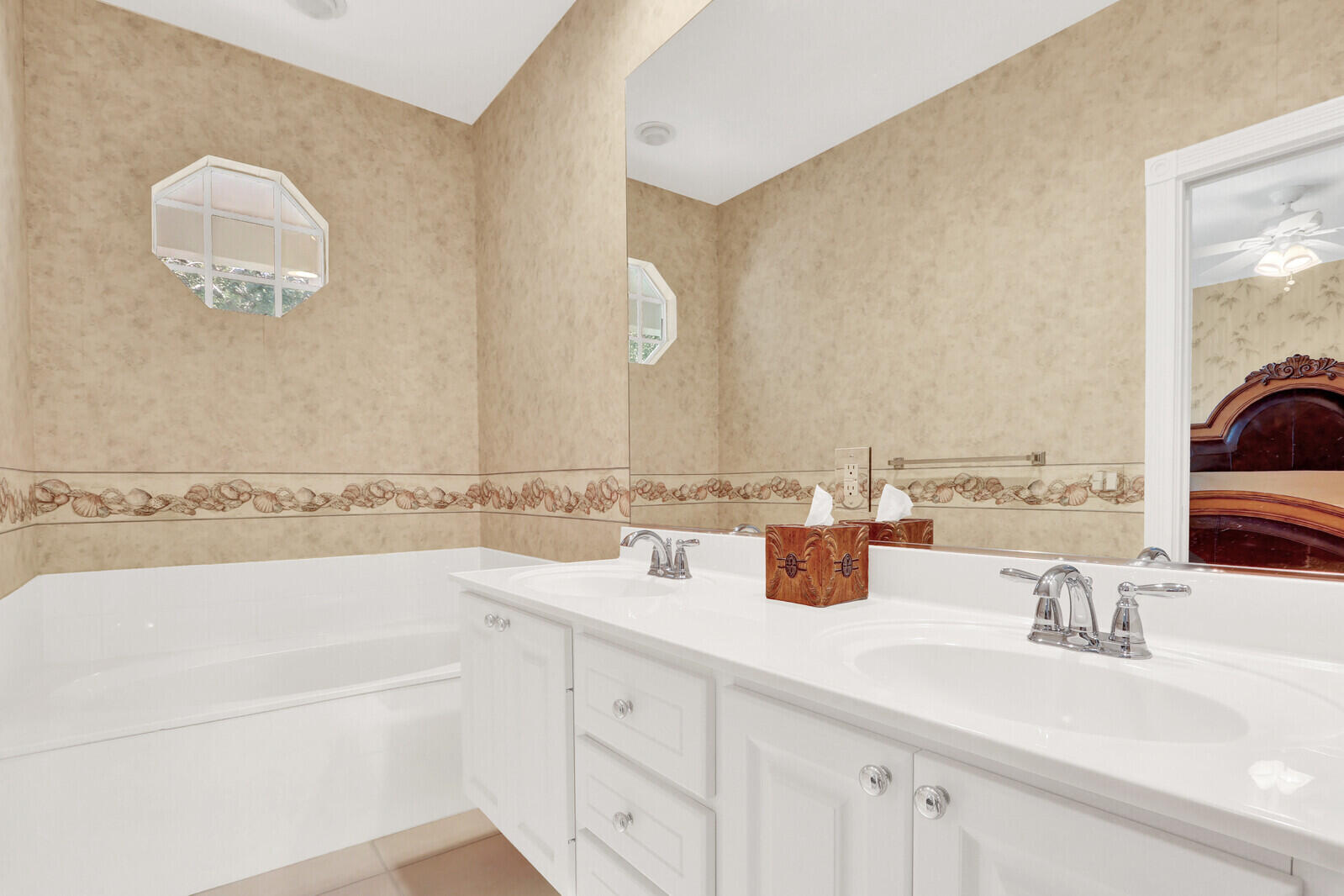 131 Radcliffe, Jupiter FL 33458