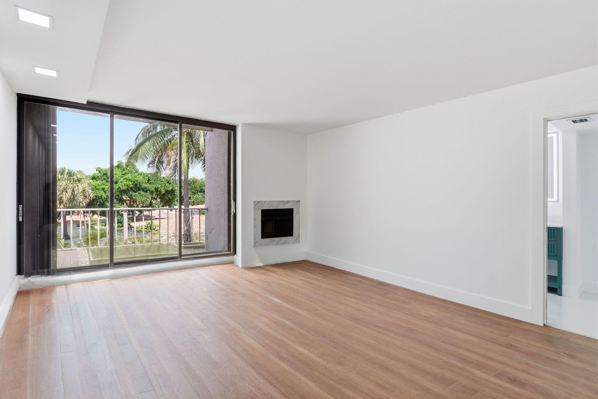 1222 Hillsboro Mile #15, Hillsboro Beach FL 33062
