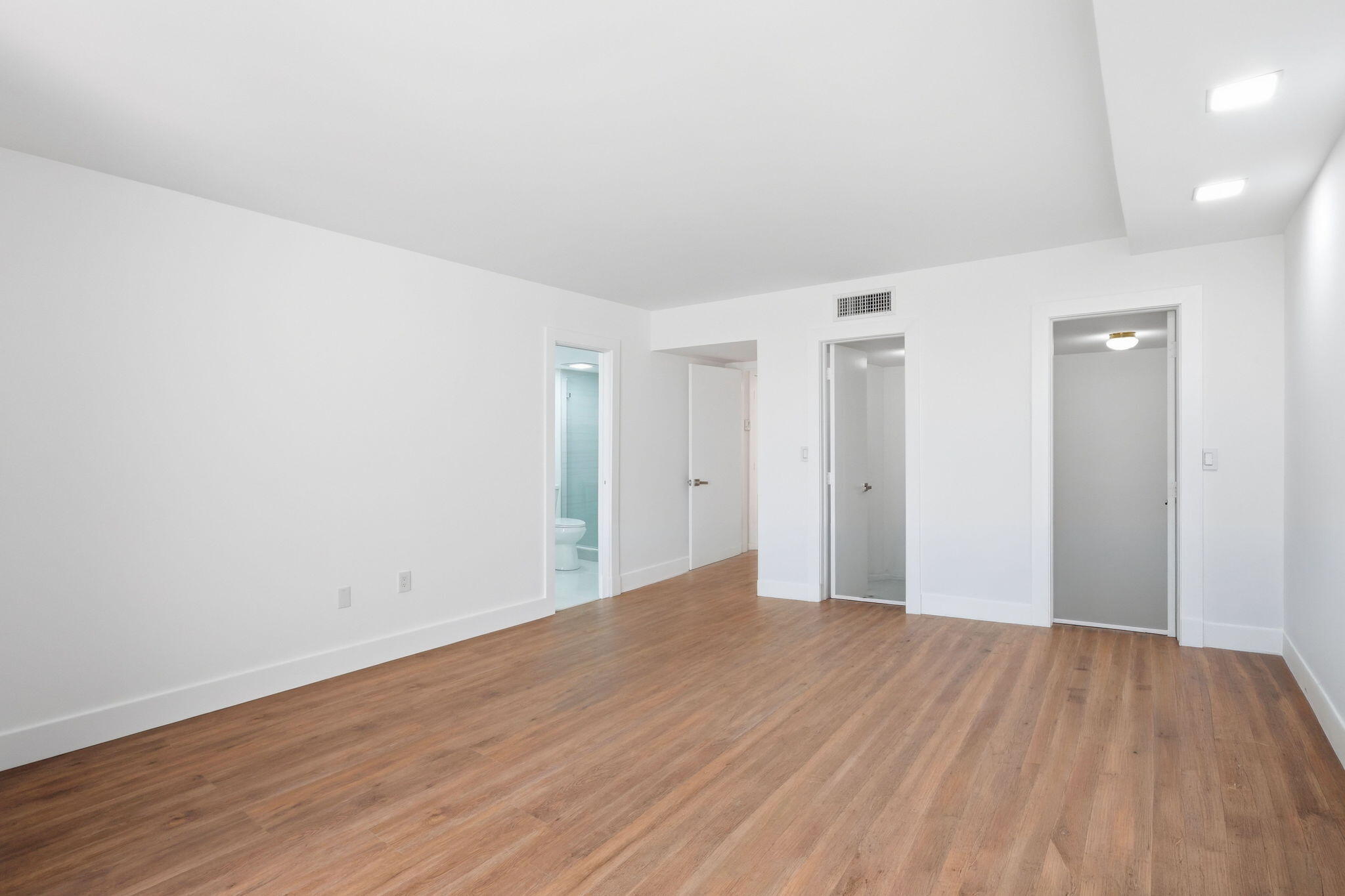 1222 Hillsboro Mile #15, Hillsboro Beach FL 33062