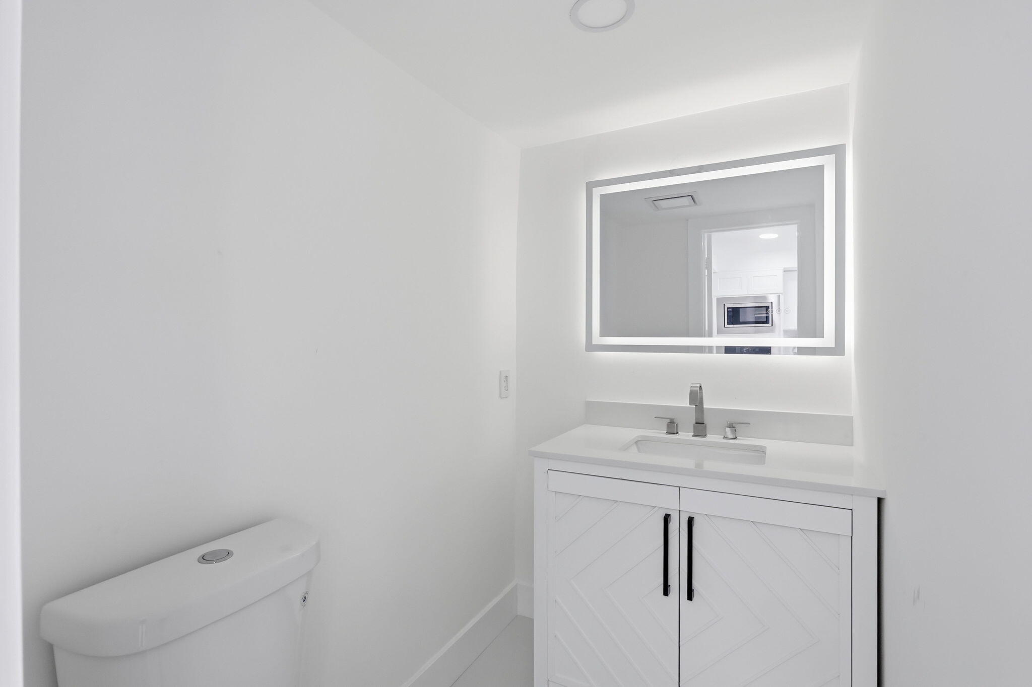 1222 Hillsboro Mile #15, Hillsboro Beach FL 33062