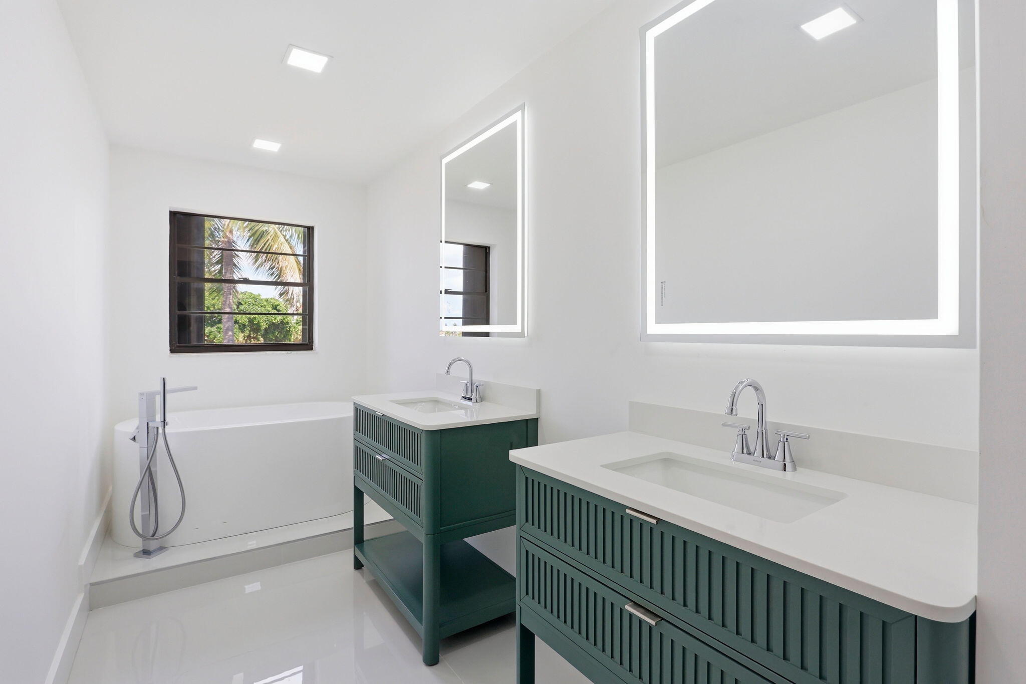 1222 Hillsboro Mile #15, Hillsboro Beach FL 33062