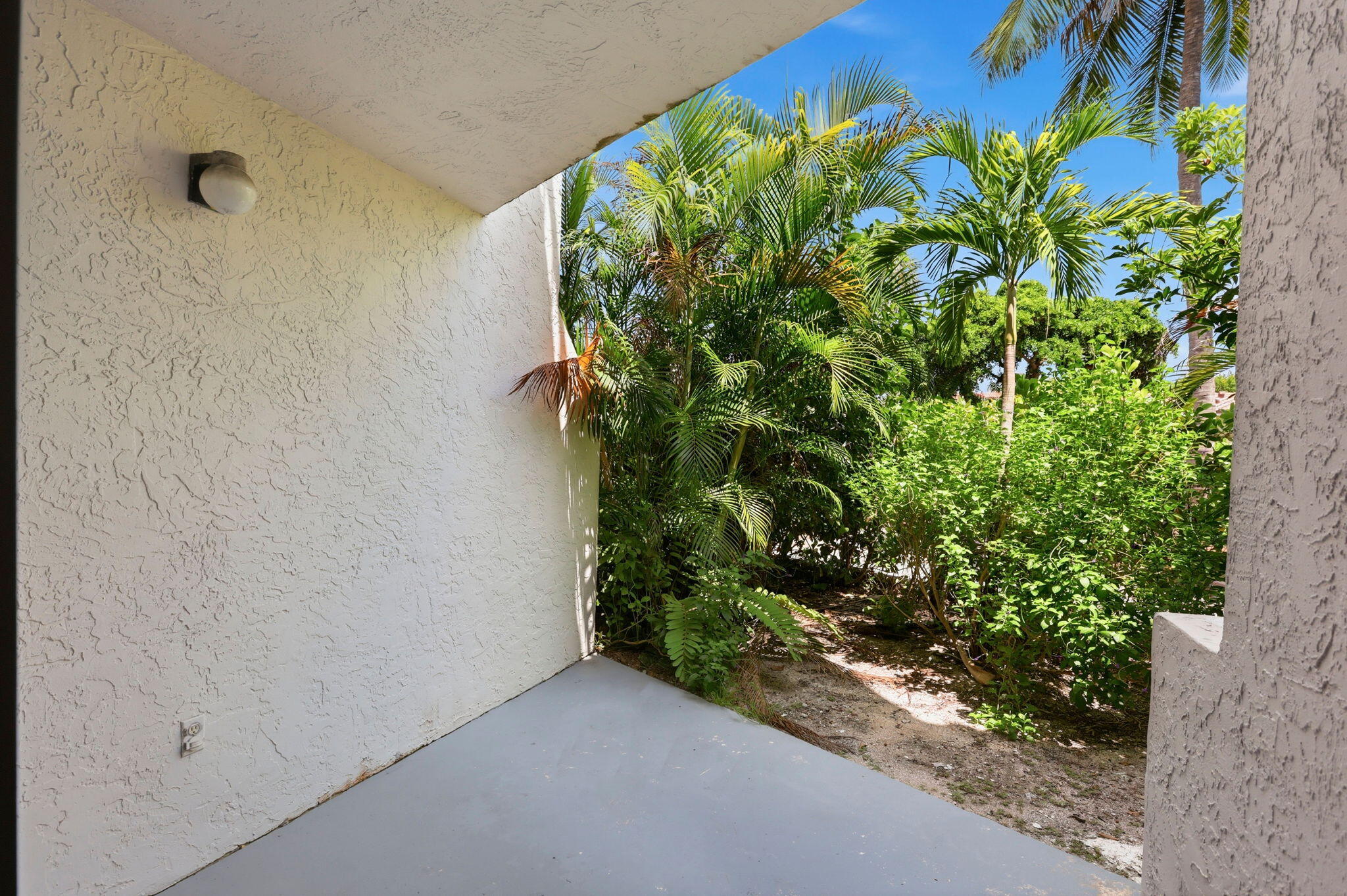 1222 Hillsboro Mile #15, Hillsboro Beach FL 33062