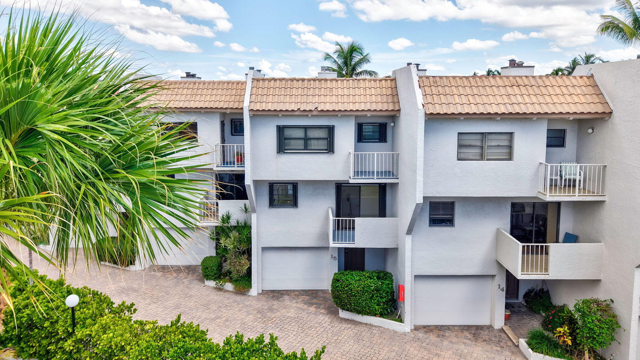 1222 Hillsboro Mile #15, Hillsboro Beach FL 33062