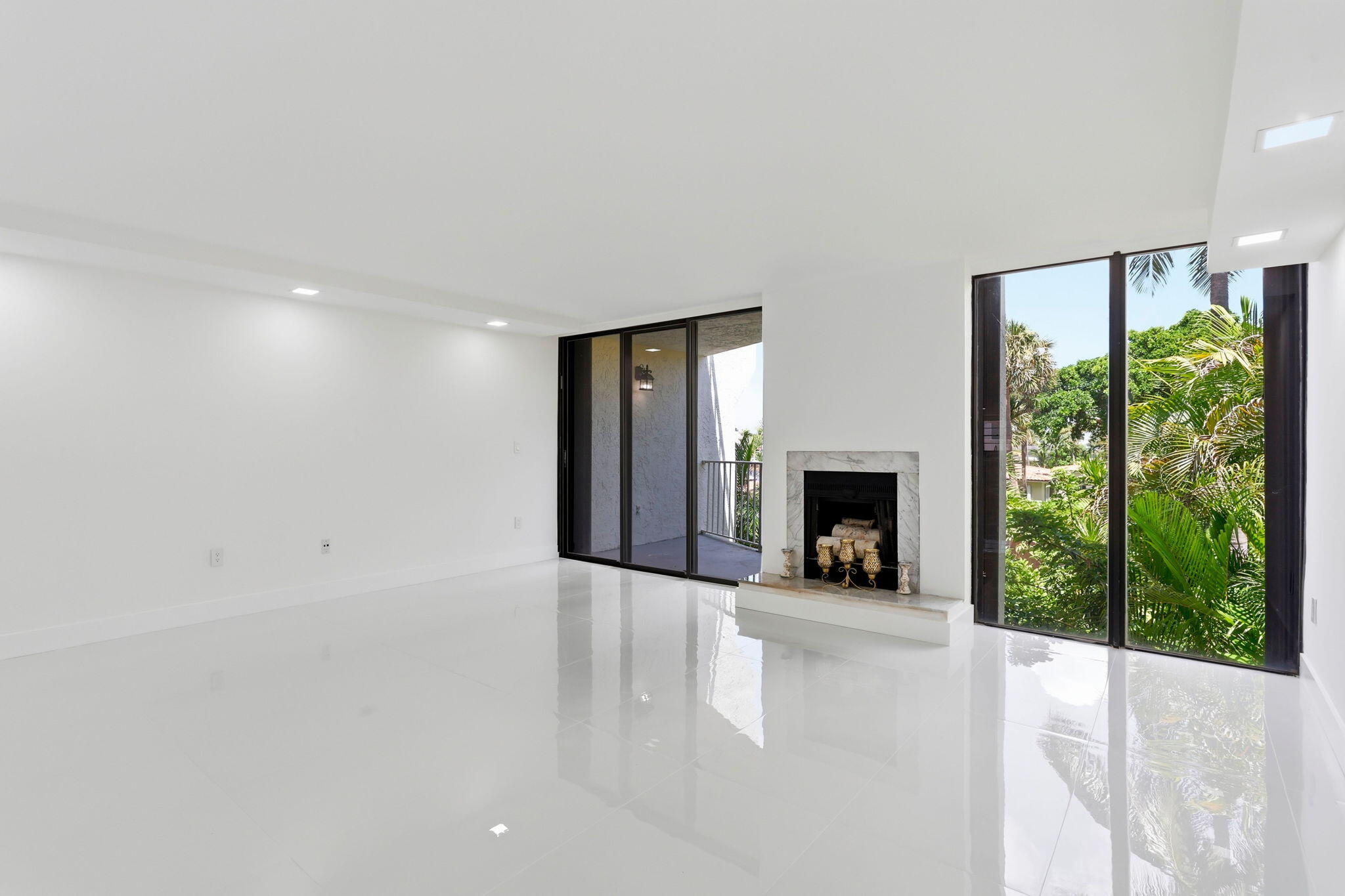1222 Hillsboro Mile #15, Hillsboro Beach FL 33062