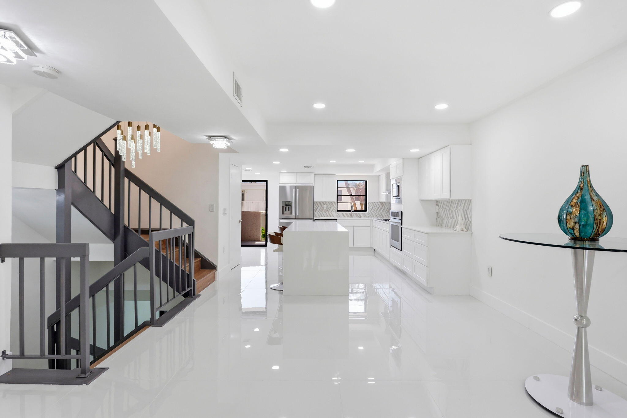1222 Hillsboro Mile #15, Hillsboro Beach FL 33062