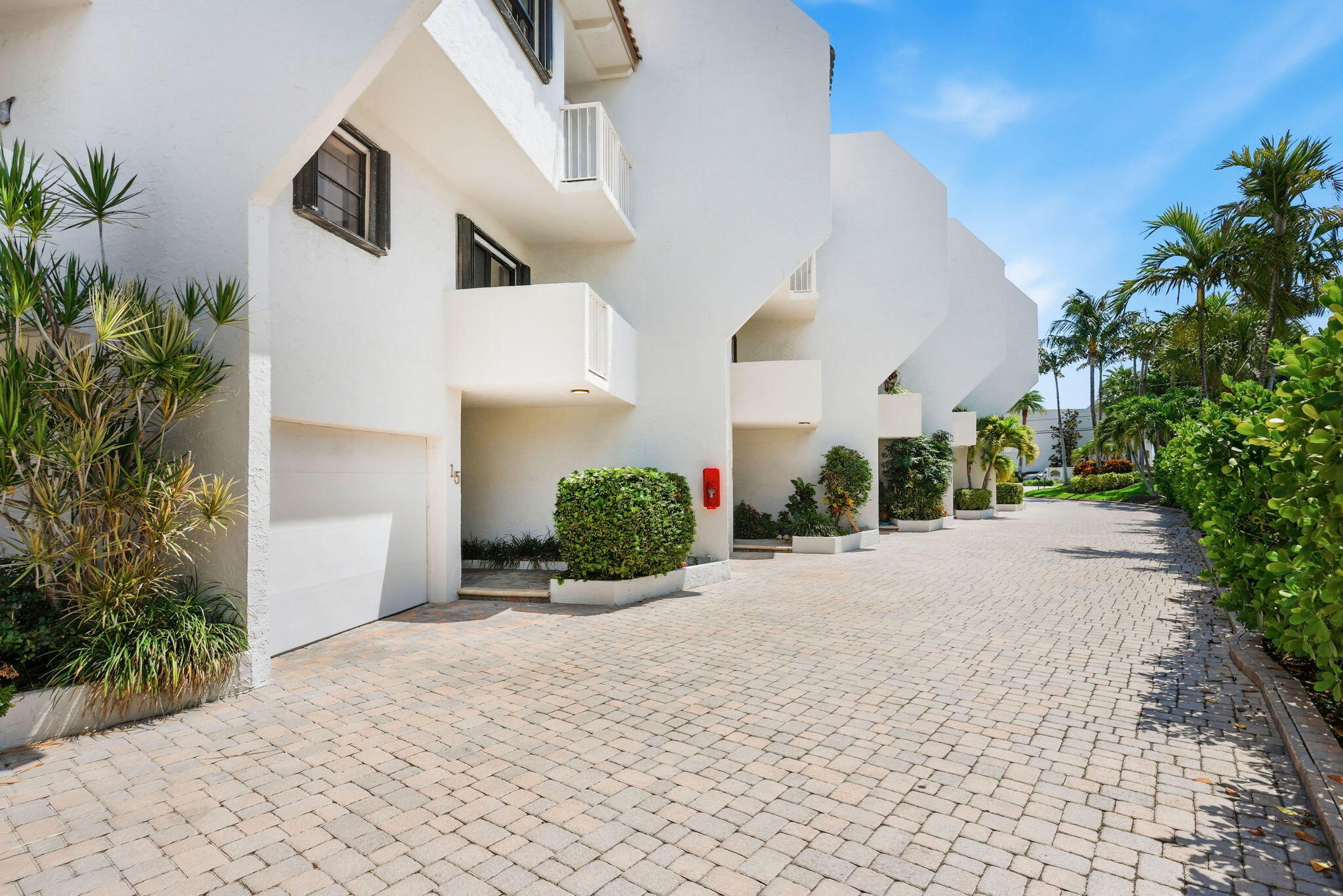 1222 Hillsboro Mile #15, Hillsboro Beach FL 33062