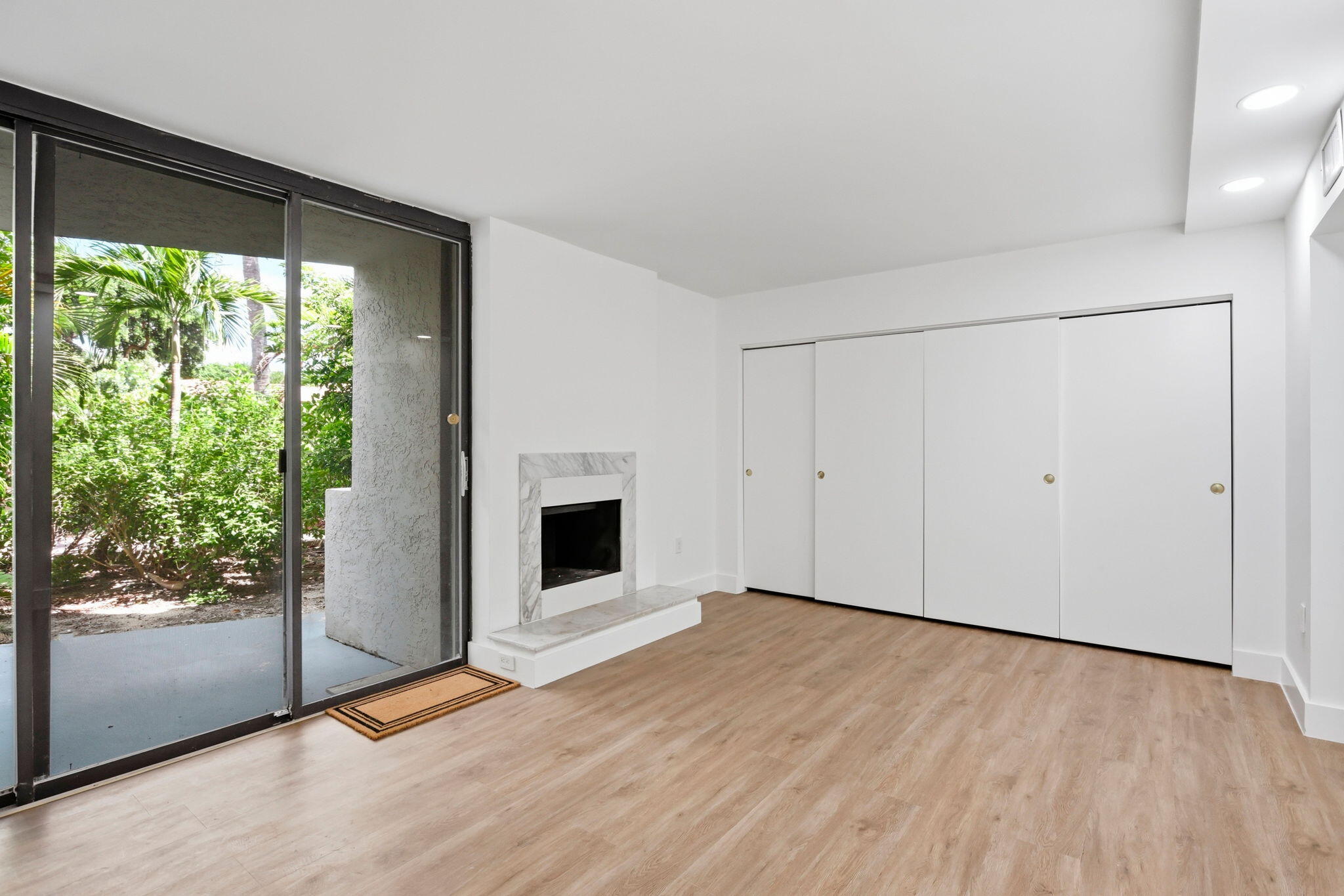 1222 Hillsboro Mile #15, Hillsboro Beach FL 33062