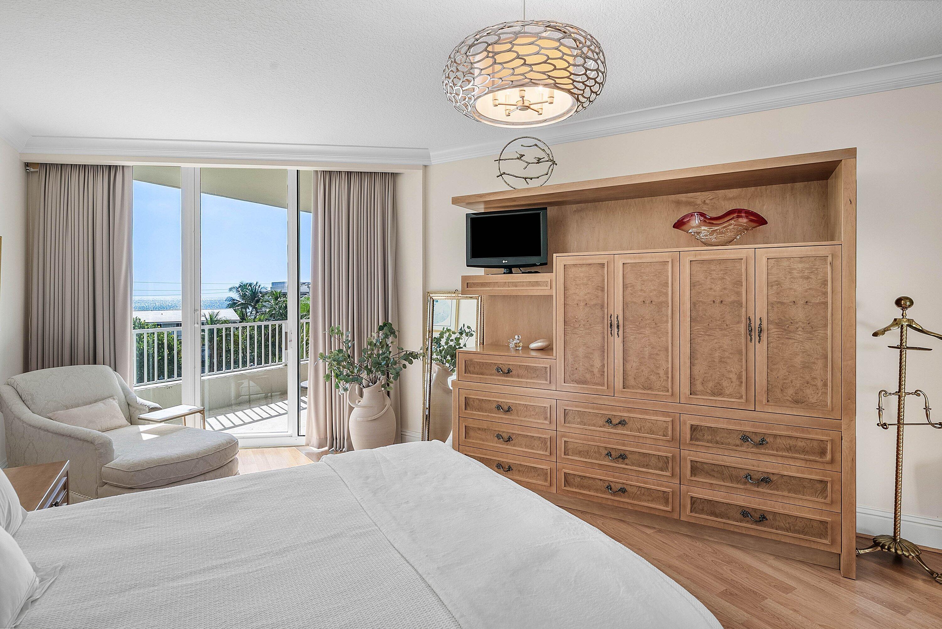 3700 S OCEAN #404, Highland Beach FL 33487