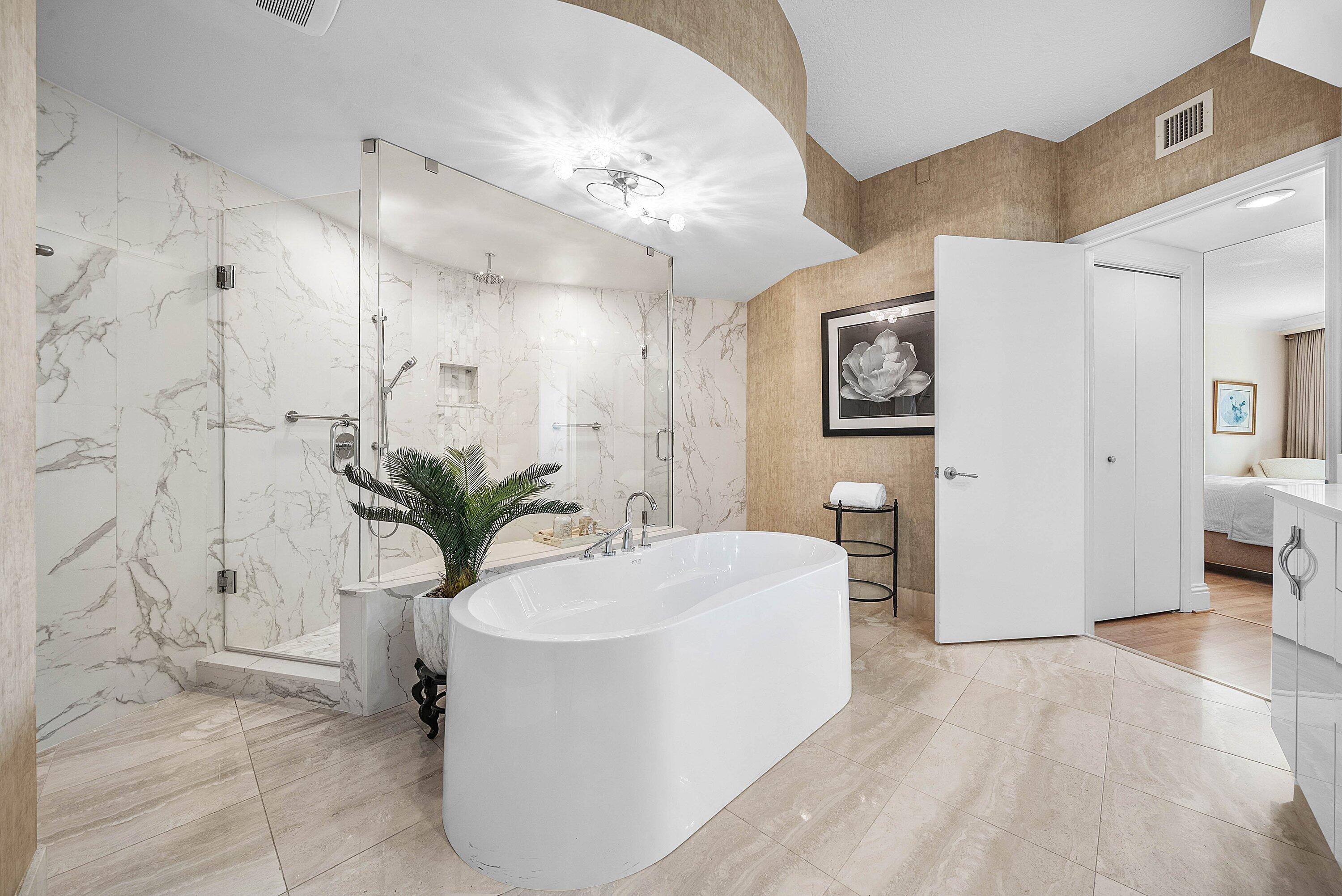 3700 S OCEAN #404, Highland Beach FL 33487