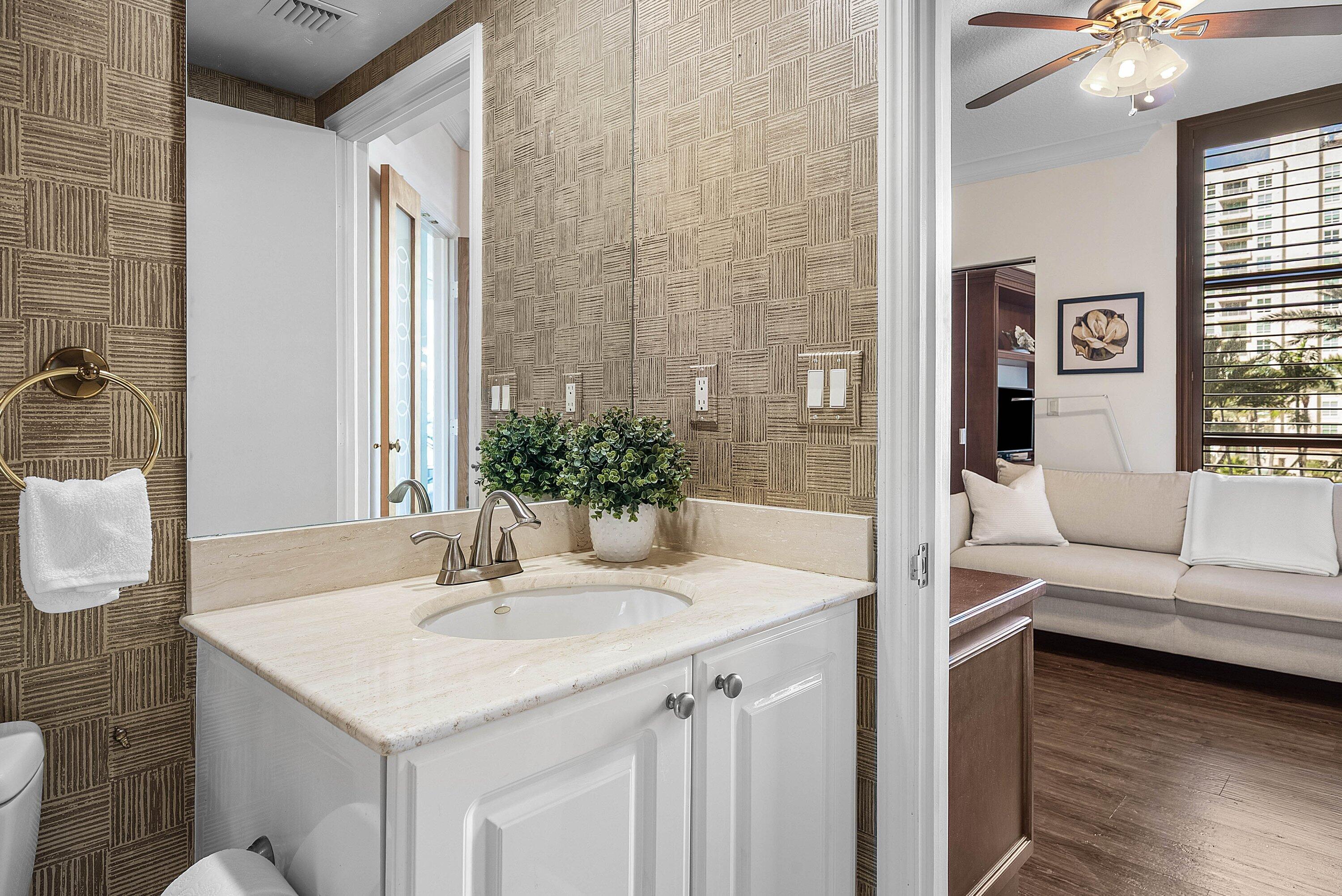 3700 S OCEAN #404, Highland Beach FL 33487