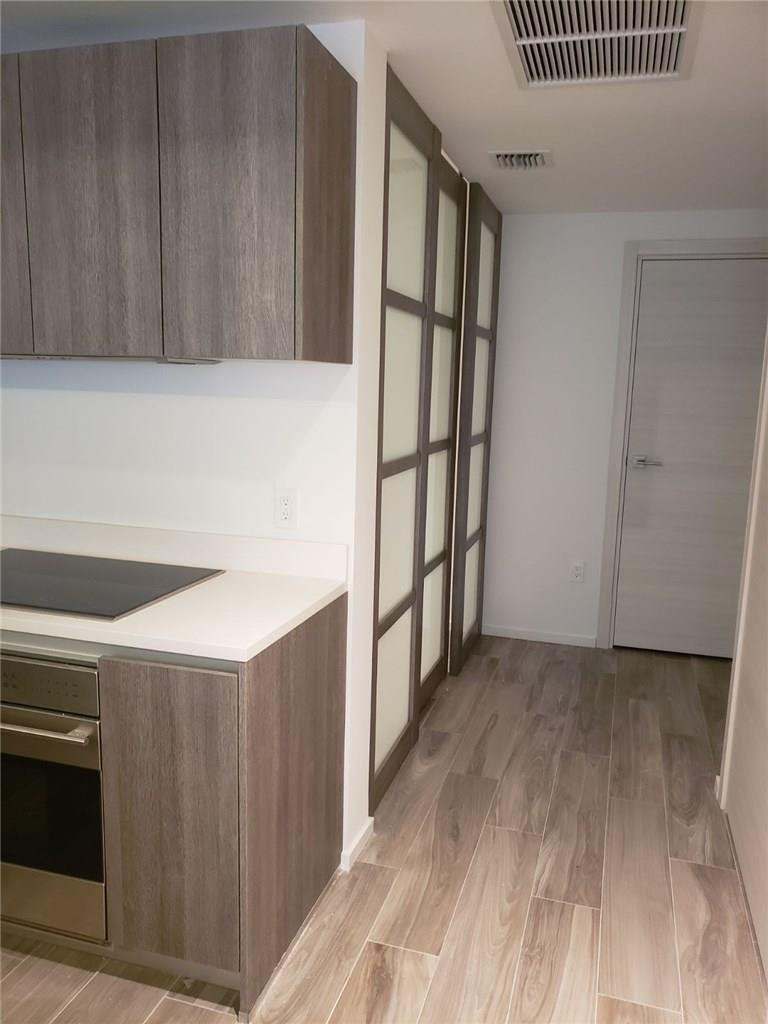 801 S Miami #1606, Miami FL 33130